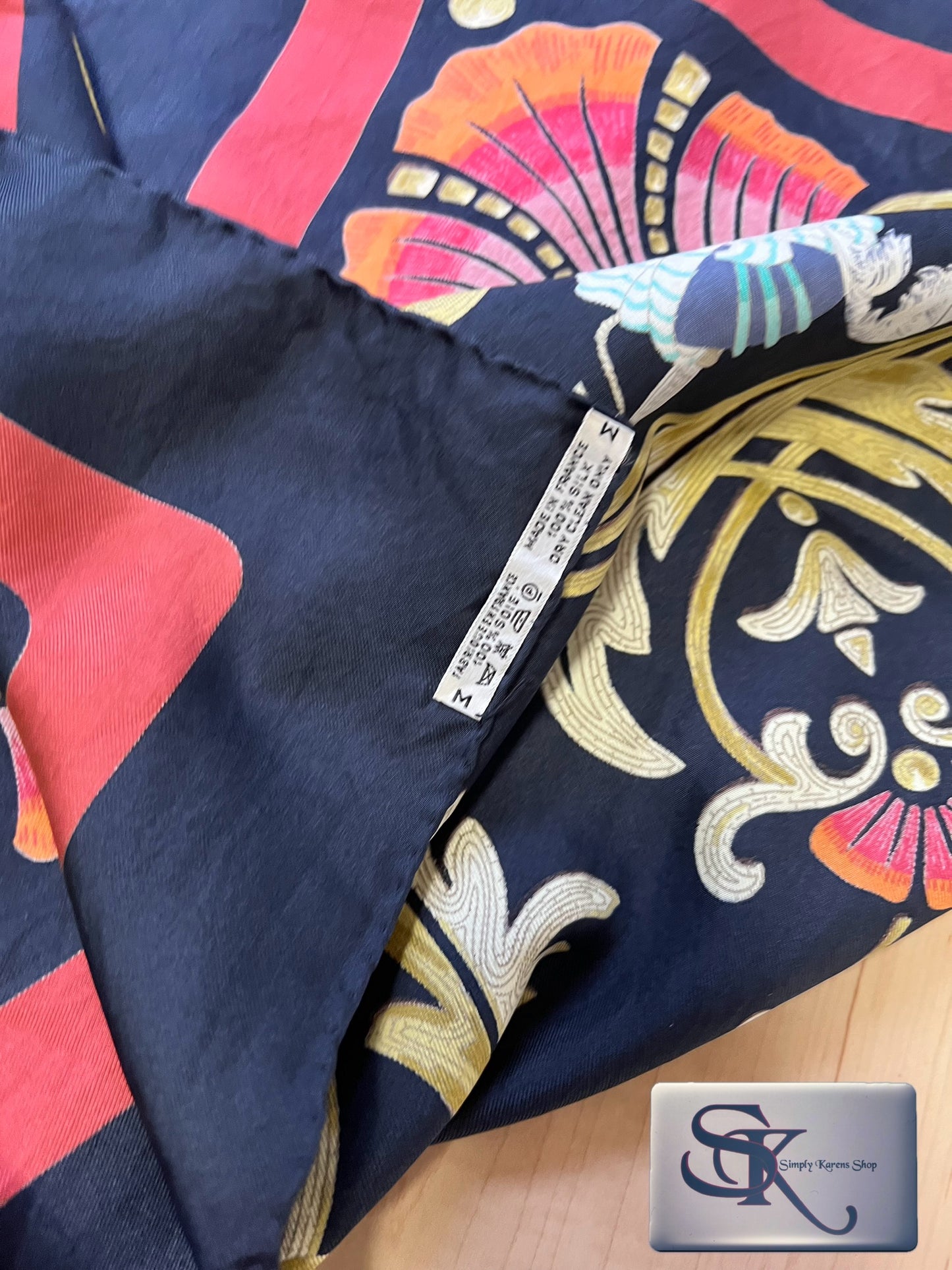 Hermes Silk Scarf ๐ต๐ญP6,400๐ต๐ญ