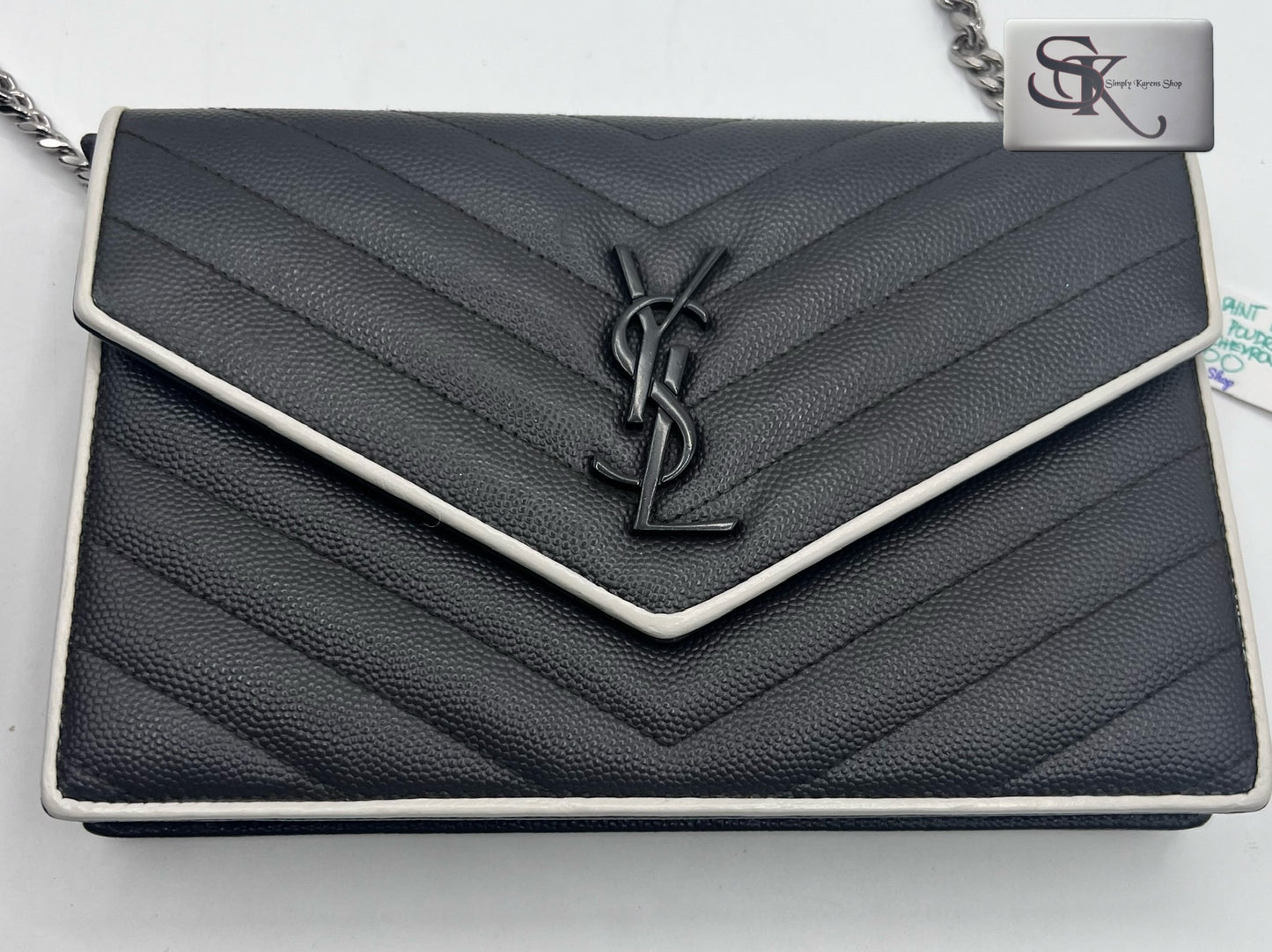 Yves Saint Laurent Grain De poudre Matelasse Chevron Monogram Wallet on chain (🇵🇭P68,800)