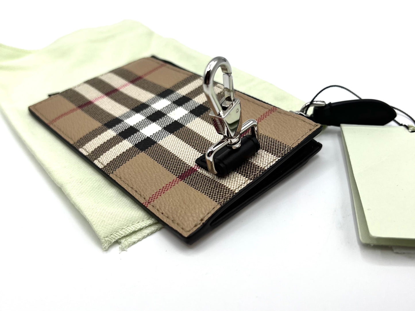Burberry Card/ Coin Case (🇵🇭P11,180)