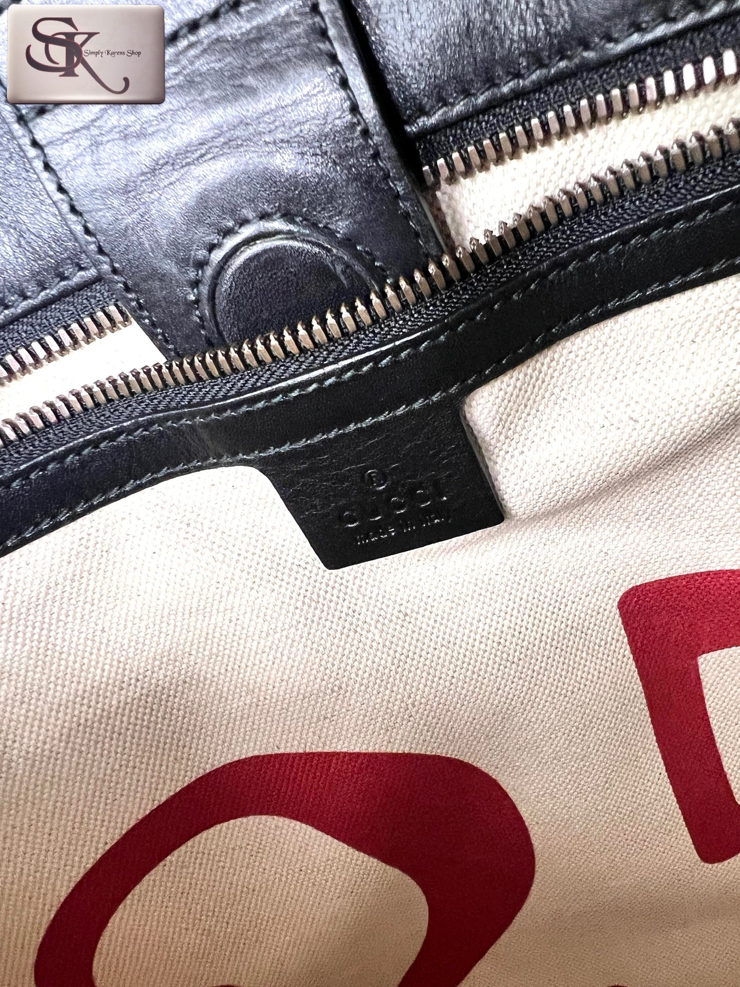 Gucci GG Supreme Coated Canvas King Snake Print Sac flat tote bag (🇵🇭P50,740)
