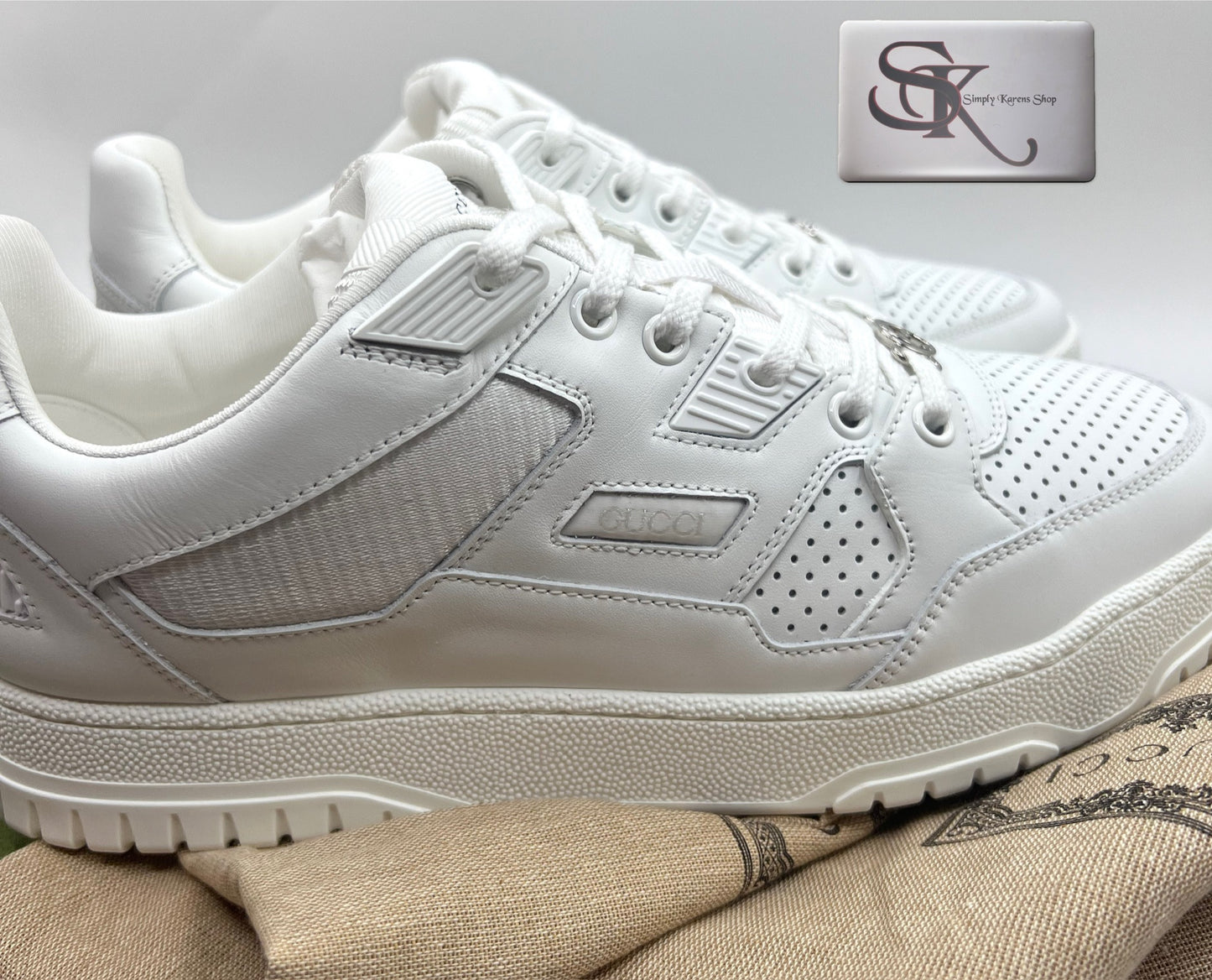 Gucci mens white shoes 6 1/2 or women 25.5 cm (🇵🇭P24,940)