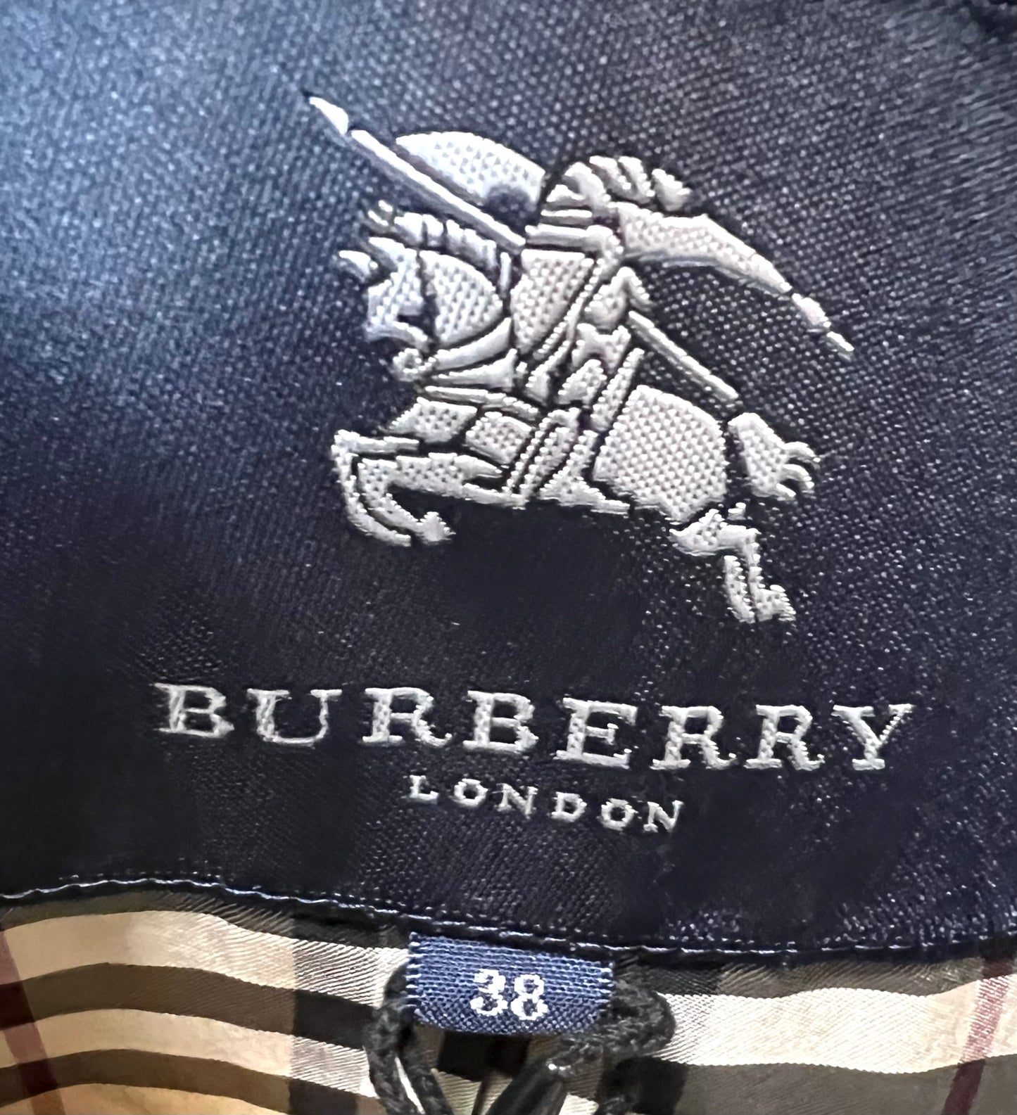 Burberry London Brown Down Jacket Size 38 (🇵🇭P7,740)
