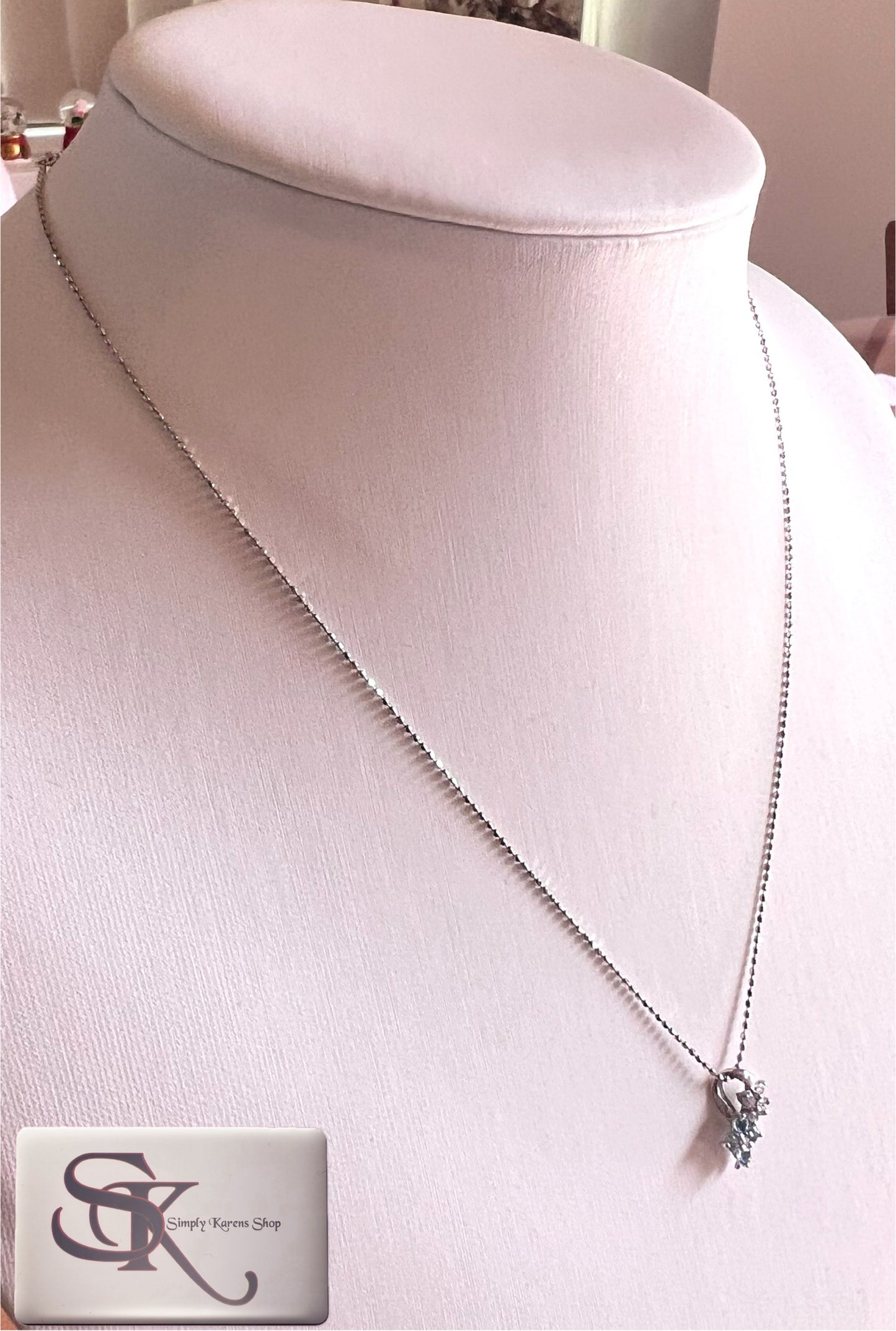K18 wg Necklace w/ Bluetopaz & D-0.10ct 2.1g 40cm