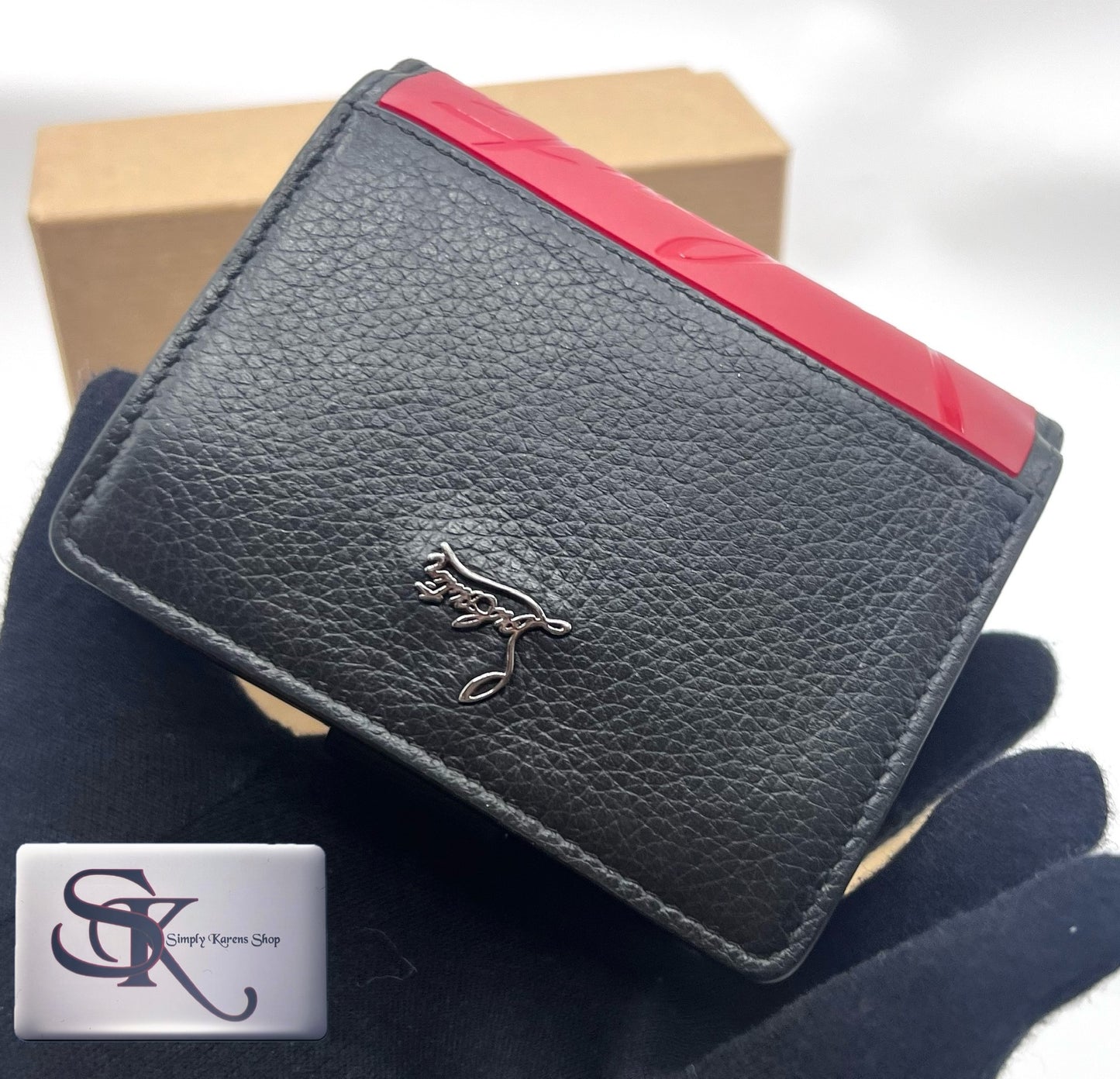 Christian Louboutin Paloma Compact Wallet π΅πP16,340π΅π