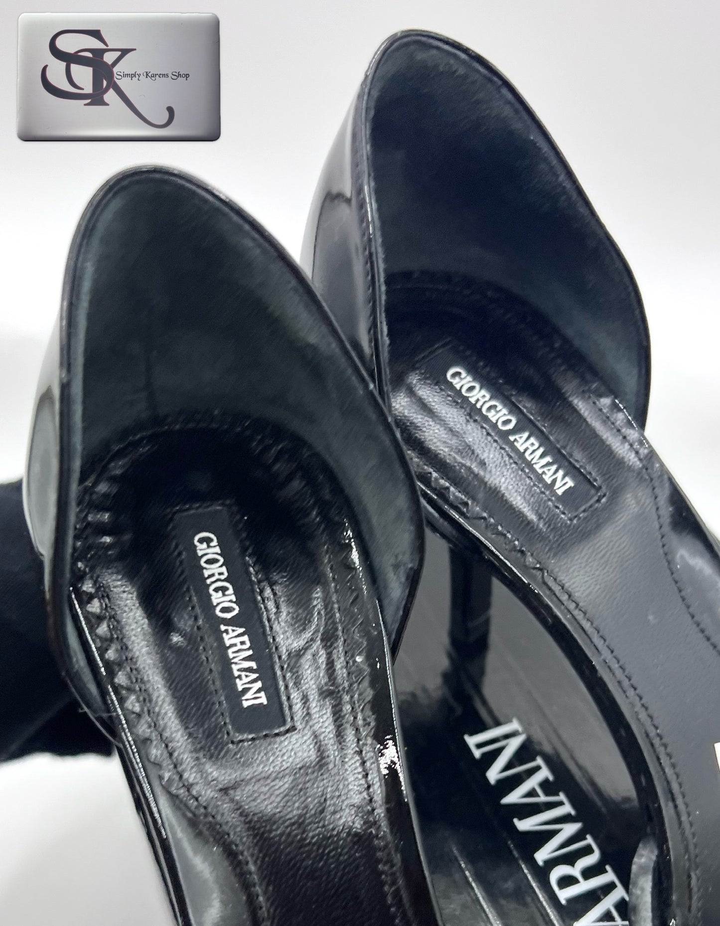 Gorgio Armani Suede/enamel Pumps S38 π΅πP4,800π΅π
