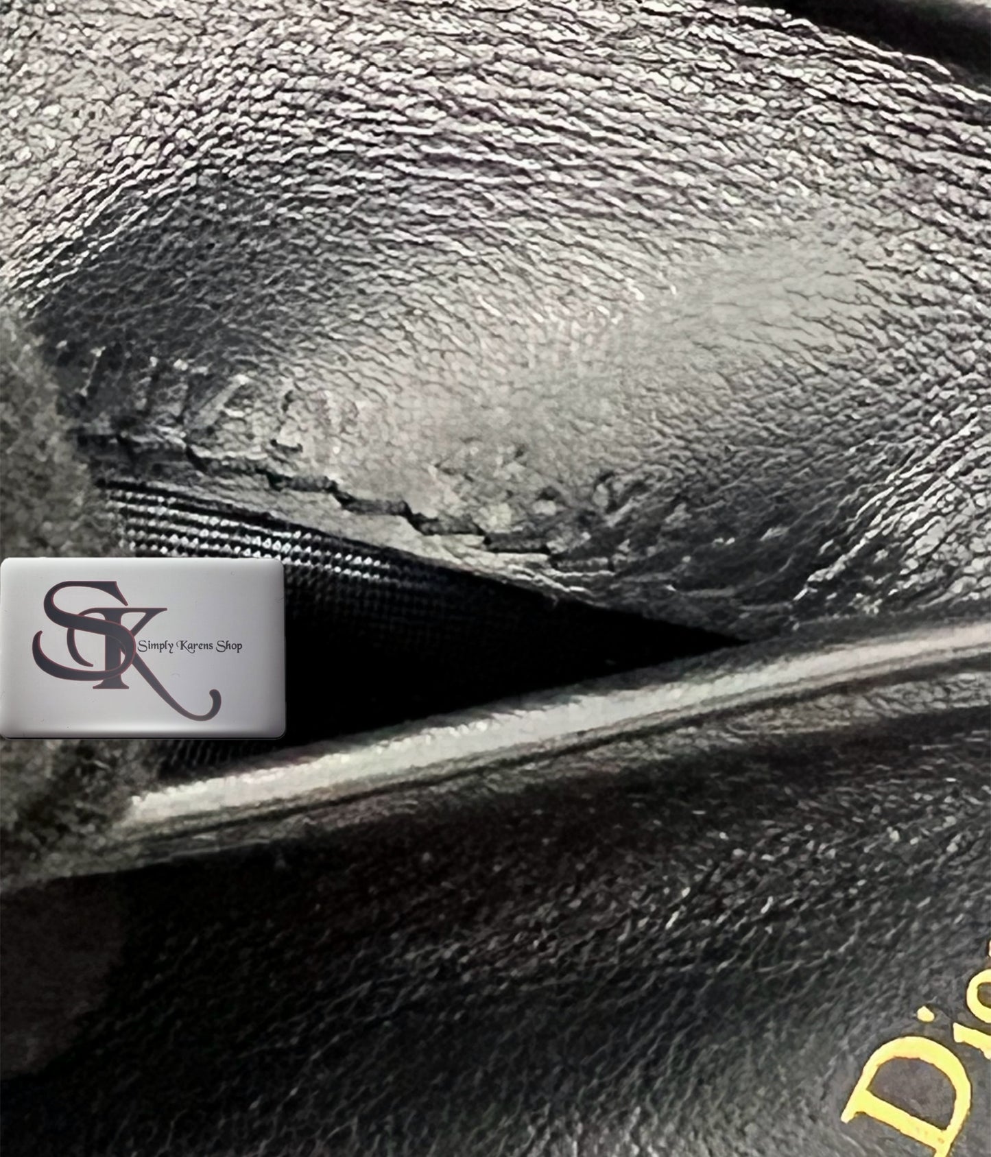 Christian Dior Oblique Saddle Lotus Compact wallet π΅πP26,400π΅π