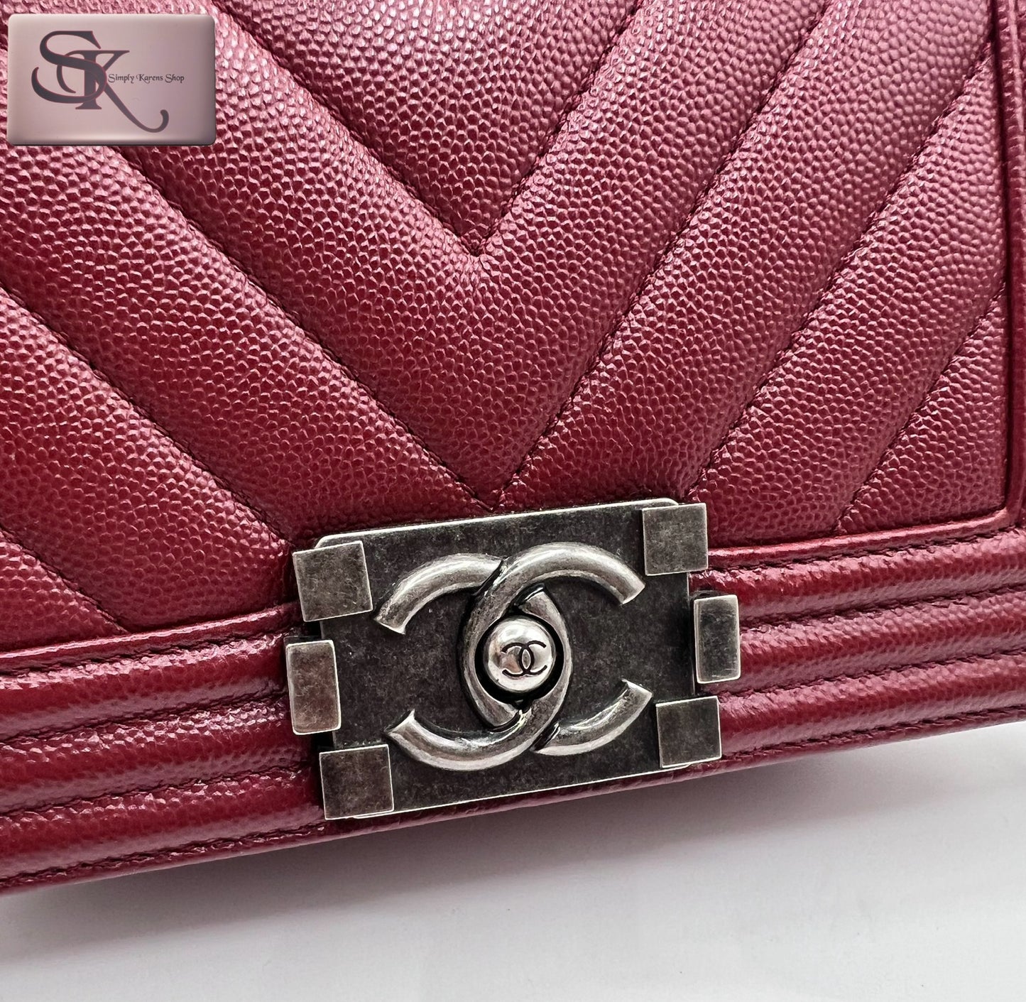 Chanel Chevron Caviar skin Leboy Pm size π΅πP232,000π΅π