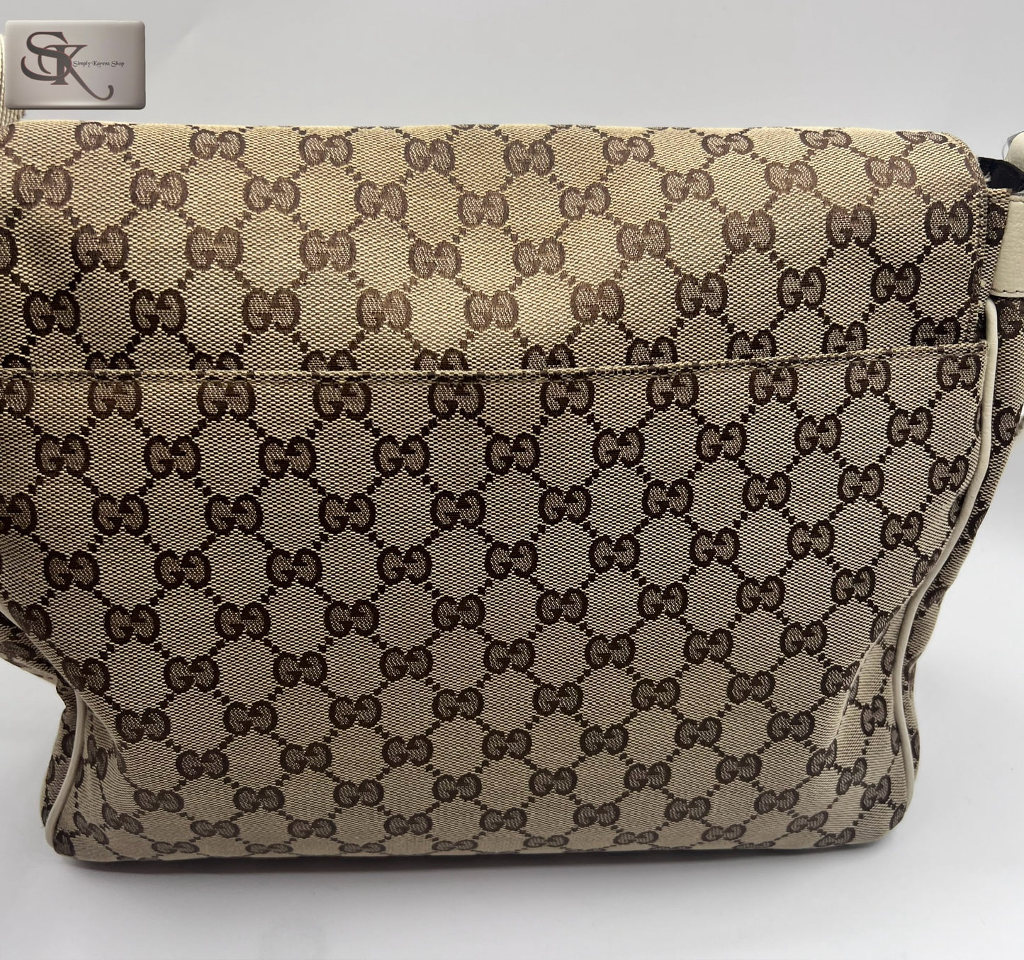 Gucci Canvas Messenger Bag π΅πP18,000π΅π