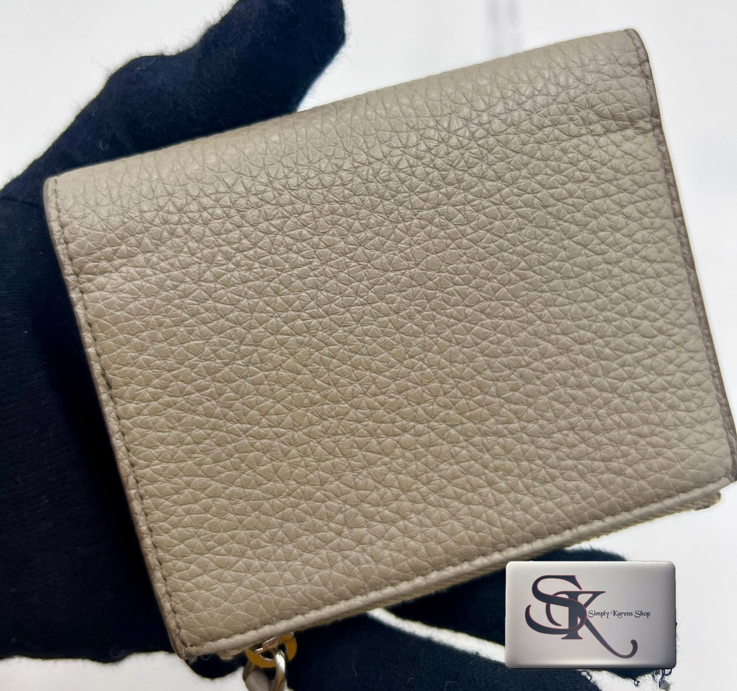 PRADA VITELLO DAINO BIFOLD COMPACT WALLET π΅πP12,800π΅π