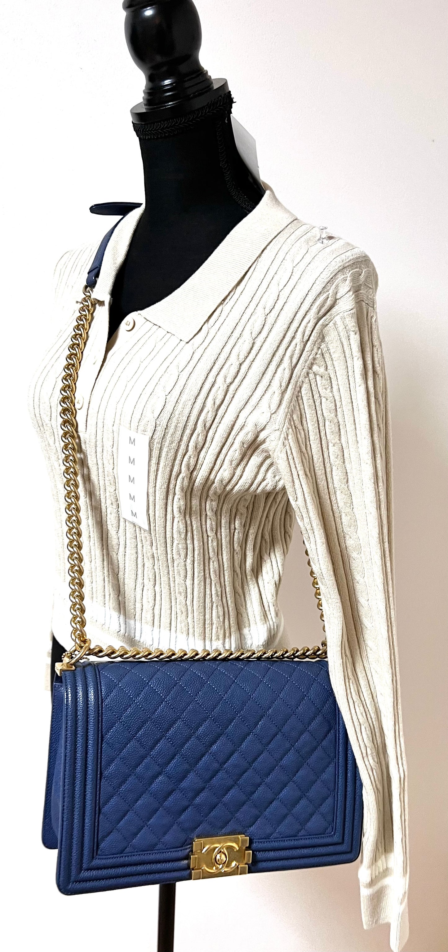 Chanel Caviar Leboy Navy Blue New Medium G.H. (🇵🇭P344,000)