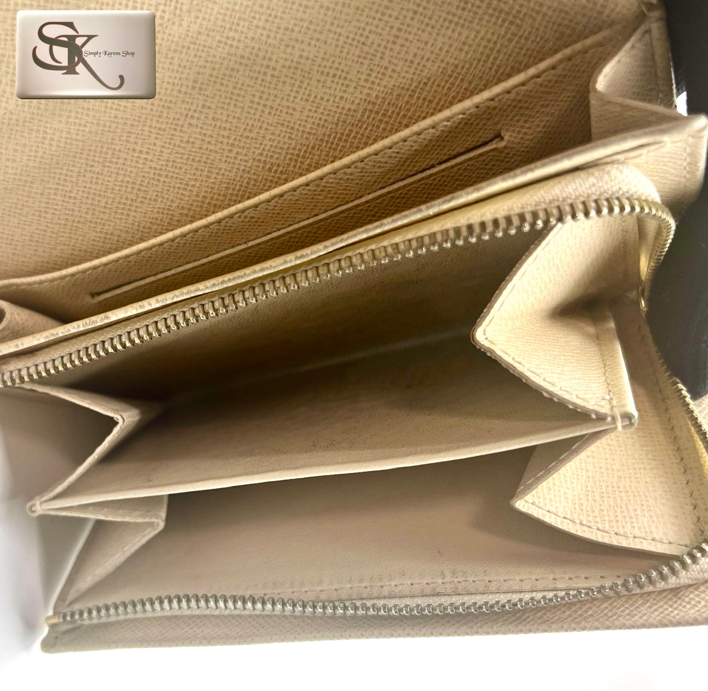 Lv Azur Trifold Semi Long wallet