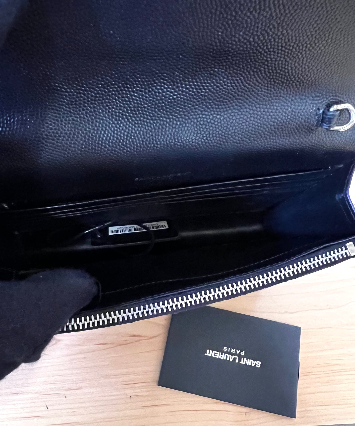 Yves Saint Laurent Cassandre Black Crossbody Bag (🇵🇭P59,340)