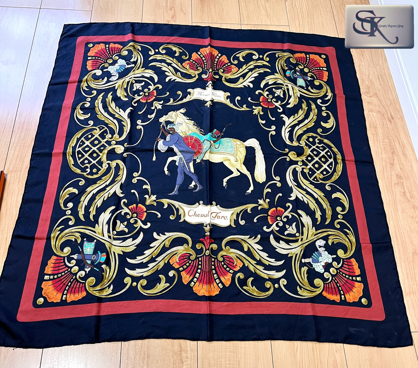 Hermes Silk Scarf ๐ต๐ญP6,400๐ต๐ญ