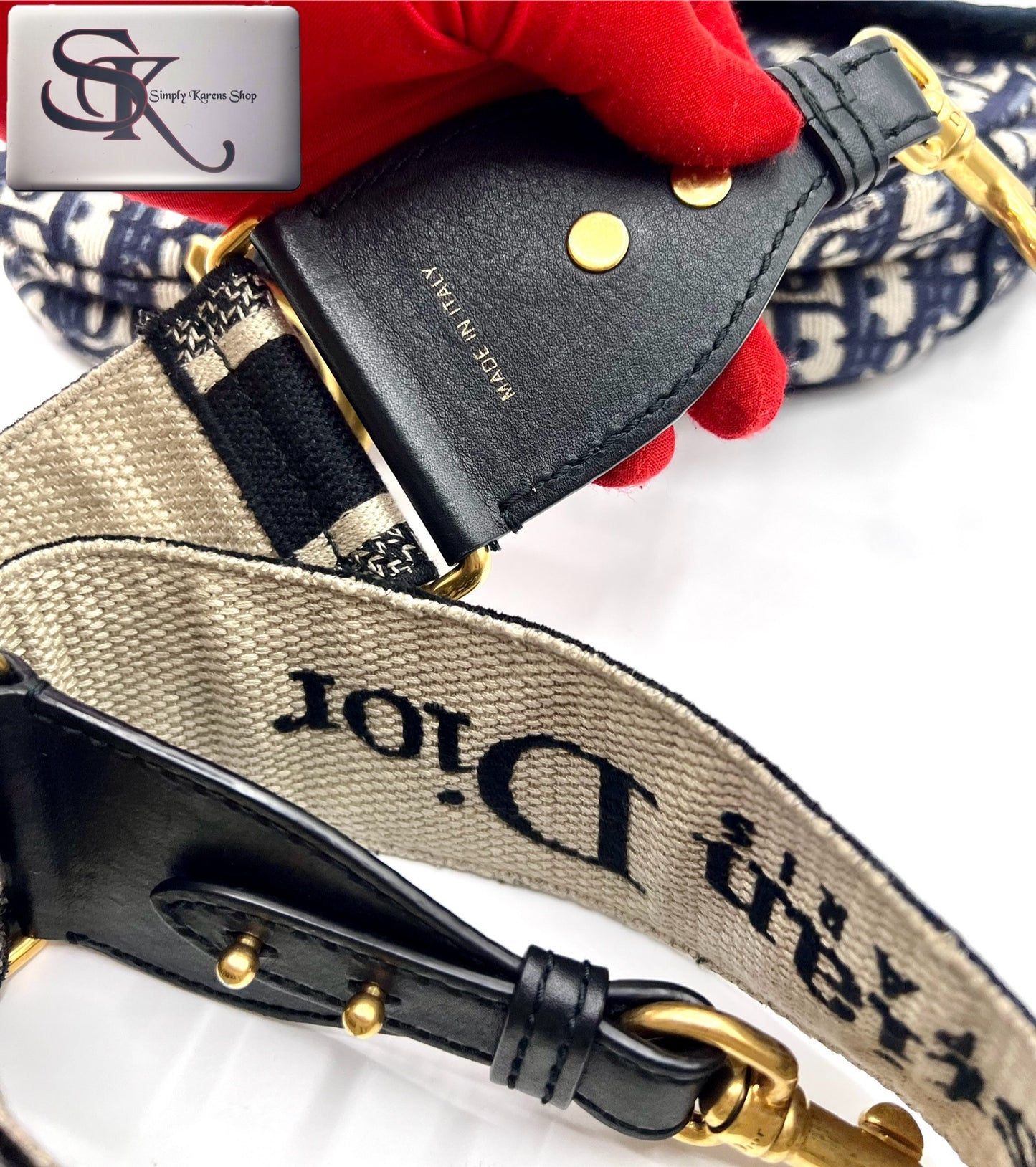Christian Dior Oblique Saddle Mm size π΅πP196,000π΅π