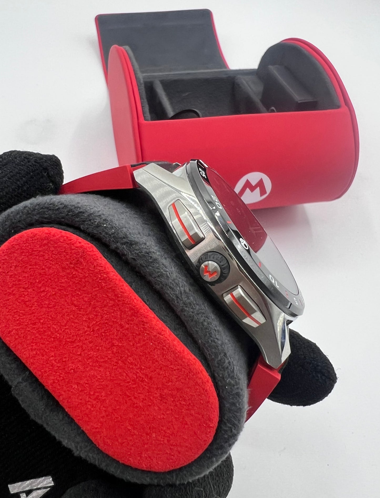 TAG HEUER CONNECTED SUPER MARIO LIMITED EDITION SMART WATCH
