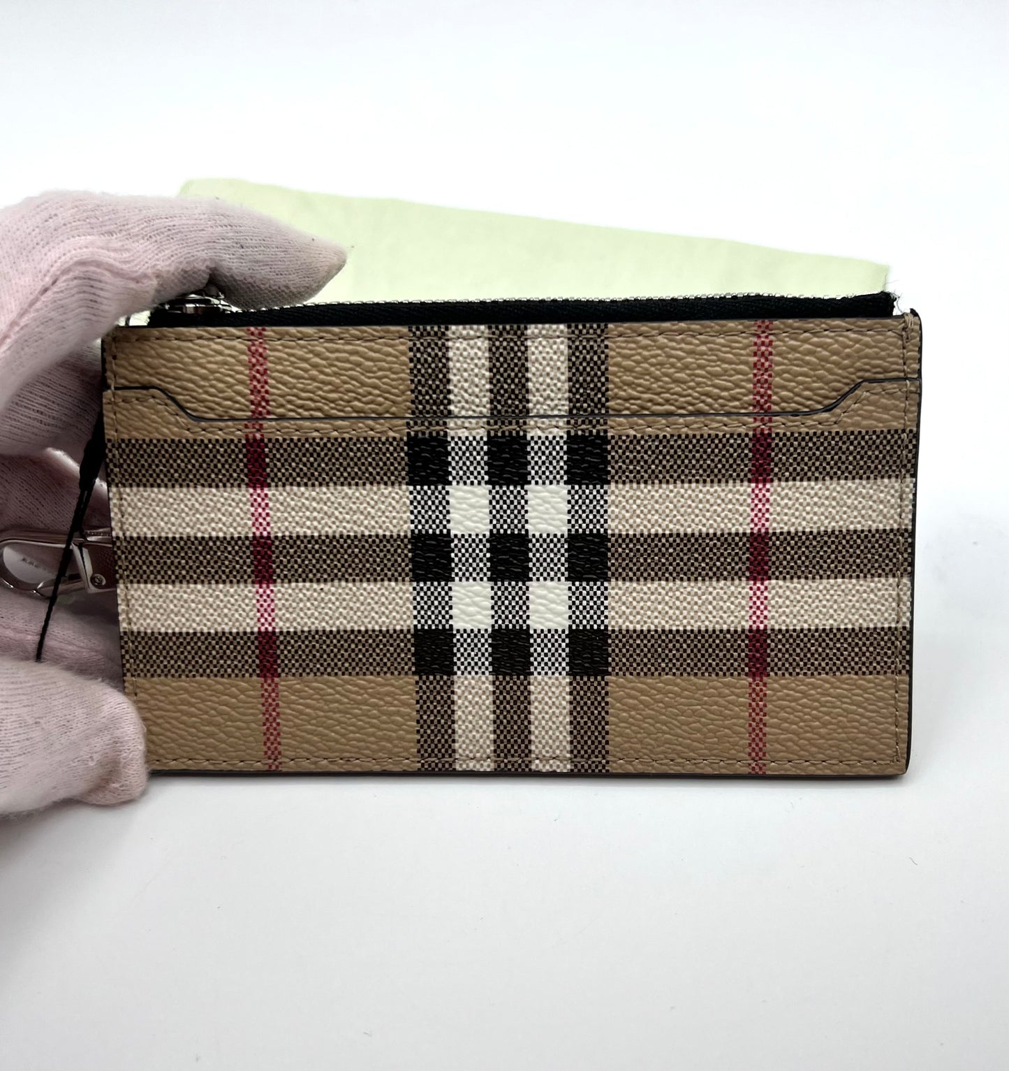 Burberry Card/ Coin Case (🇵🇭P11,180)