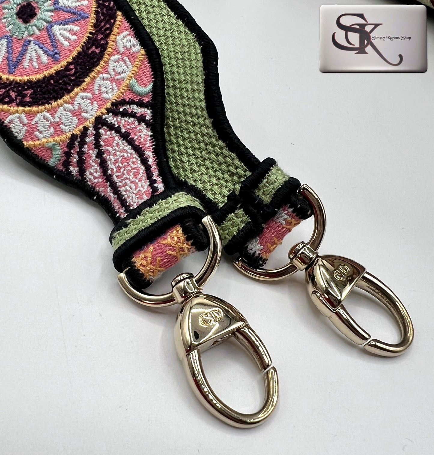 Christian Dior Lady Dior D lite MM size 🇵🇭P187,200🇵🇭