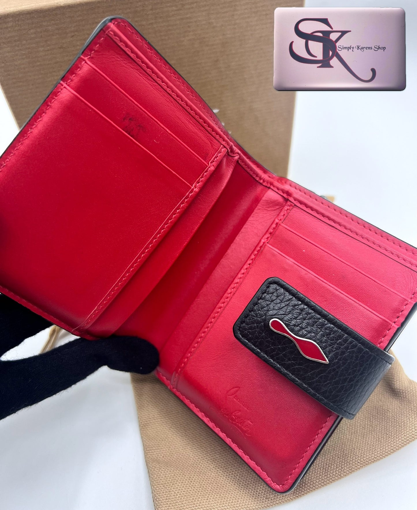 Christian Louboutin Paloma Compact Wallet π΅πP16,340π΅π
