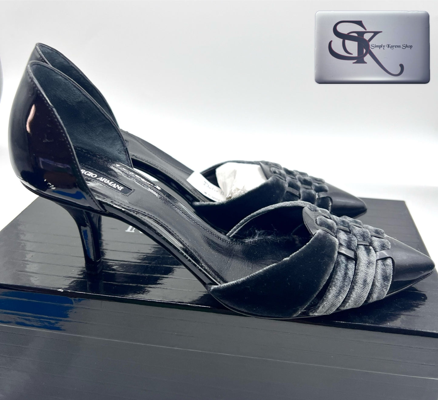 Gorgio Armani Suede/enamel Pumps S38 π΅πP4,800π΅π