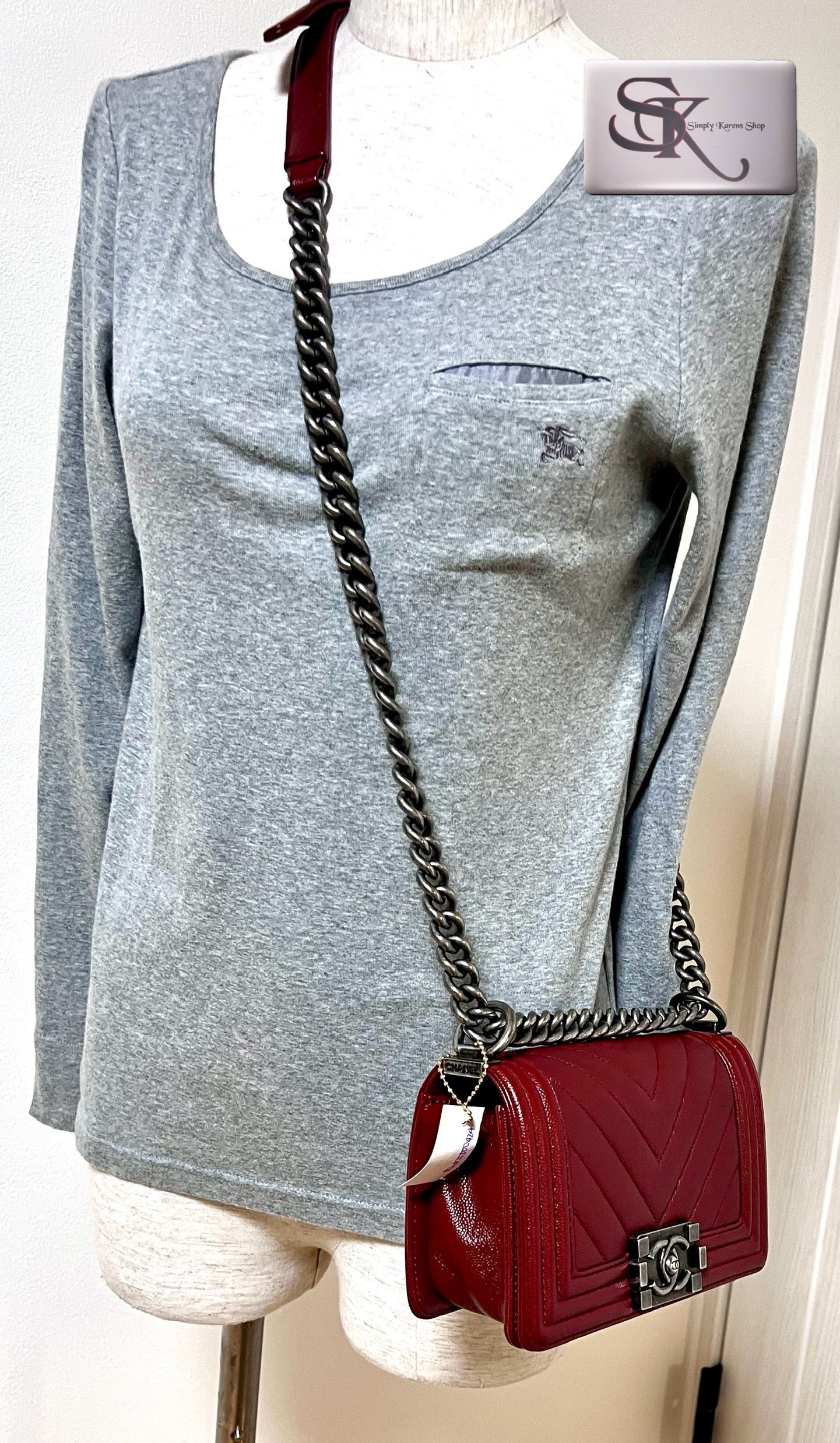 Chanel Chevron Caviar skin Leboy Pm size π΅πP232,000π΅π