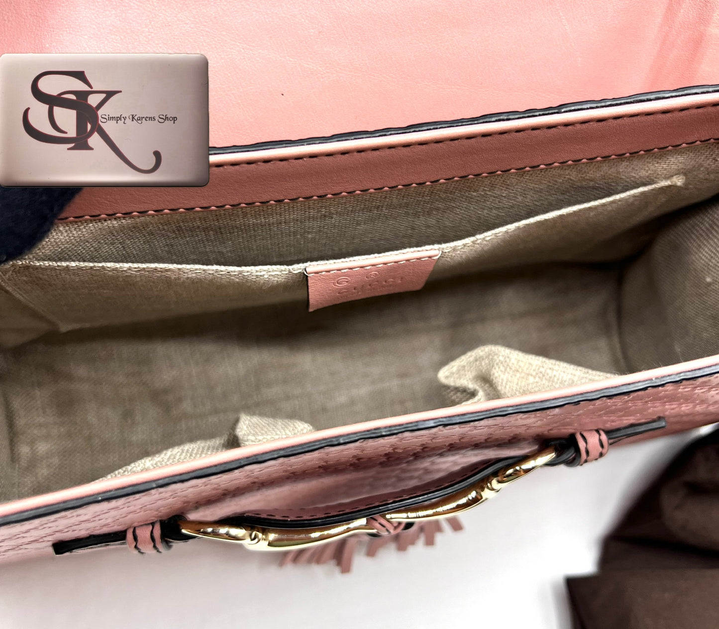 Gucci Guccissima Horsebit Emily Shoulder Bag MM Blush Pink (🇵🇭P42,140)