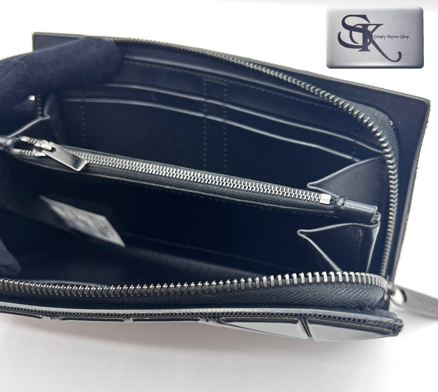 Bao Bao Issey Miyake long zip around wallet (🇵🇭P12,040)