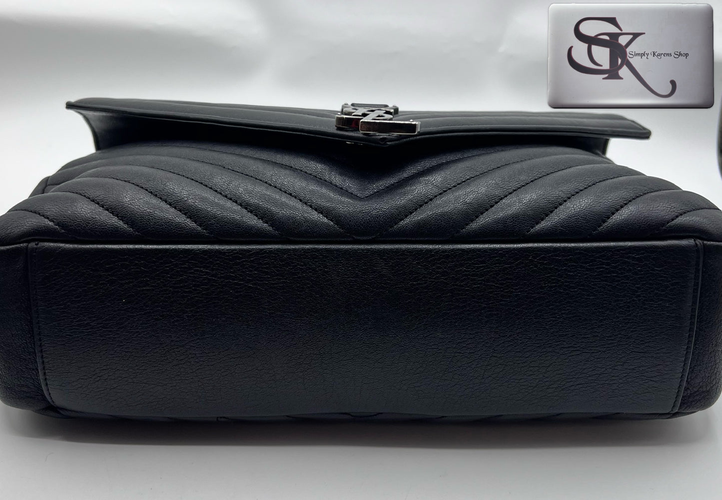 Yves Saint Laurenst College Flap Gm size (🇵🇭P77,400)