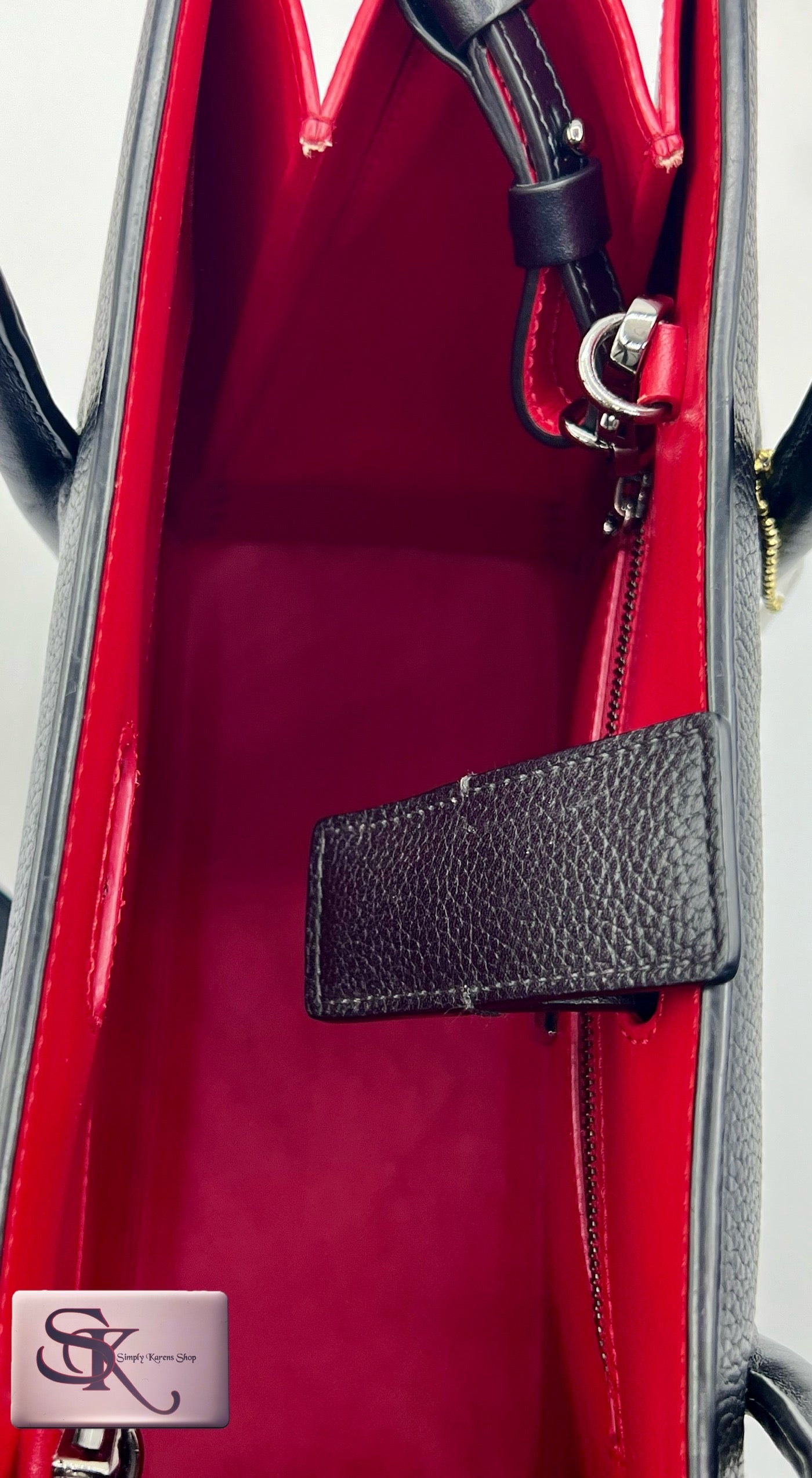 CHRISTIAN LOUBOUTIN PALOMA MM 2 WAY BAG π΅πP40,000π΅π