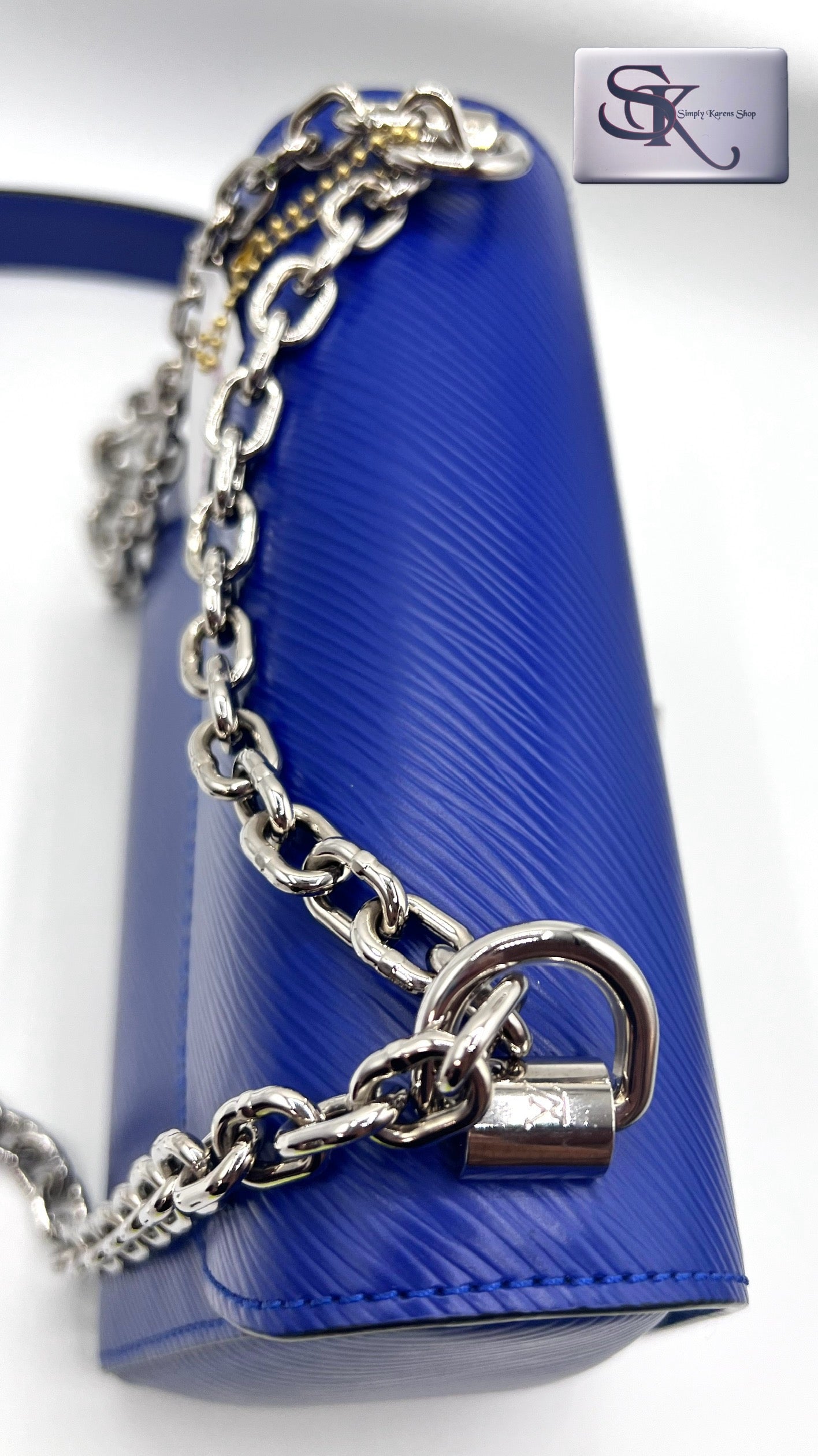 LV TWIST PM π΅πP152,000π΅π