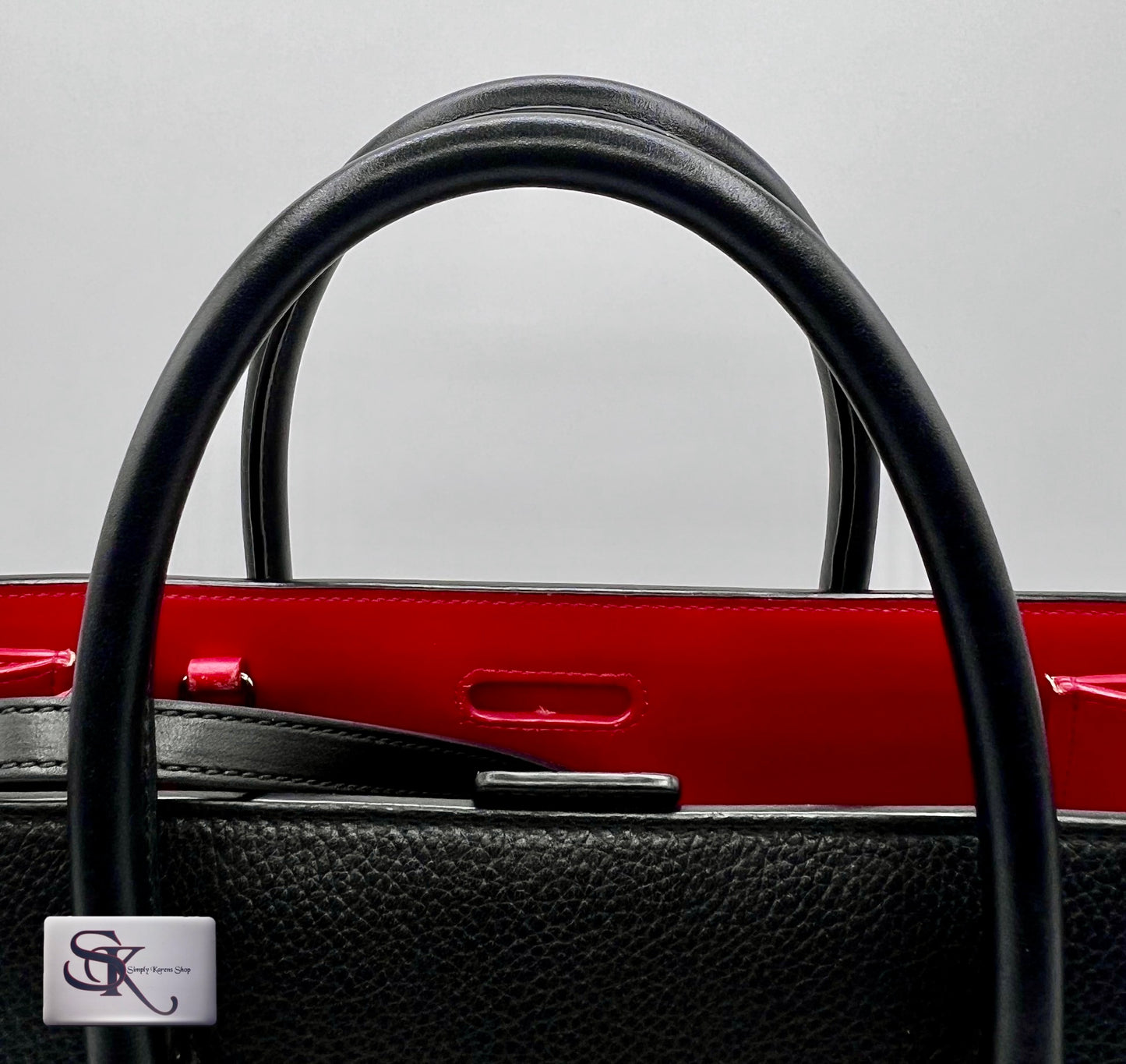 CHRISTIAN LOUBOUTIN PALOMA MM 2 WAY BAG π΅πP40,000π΅π
