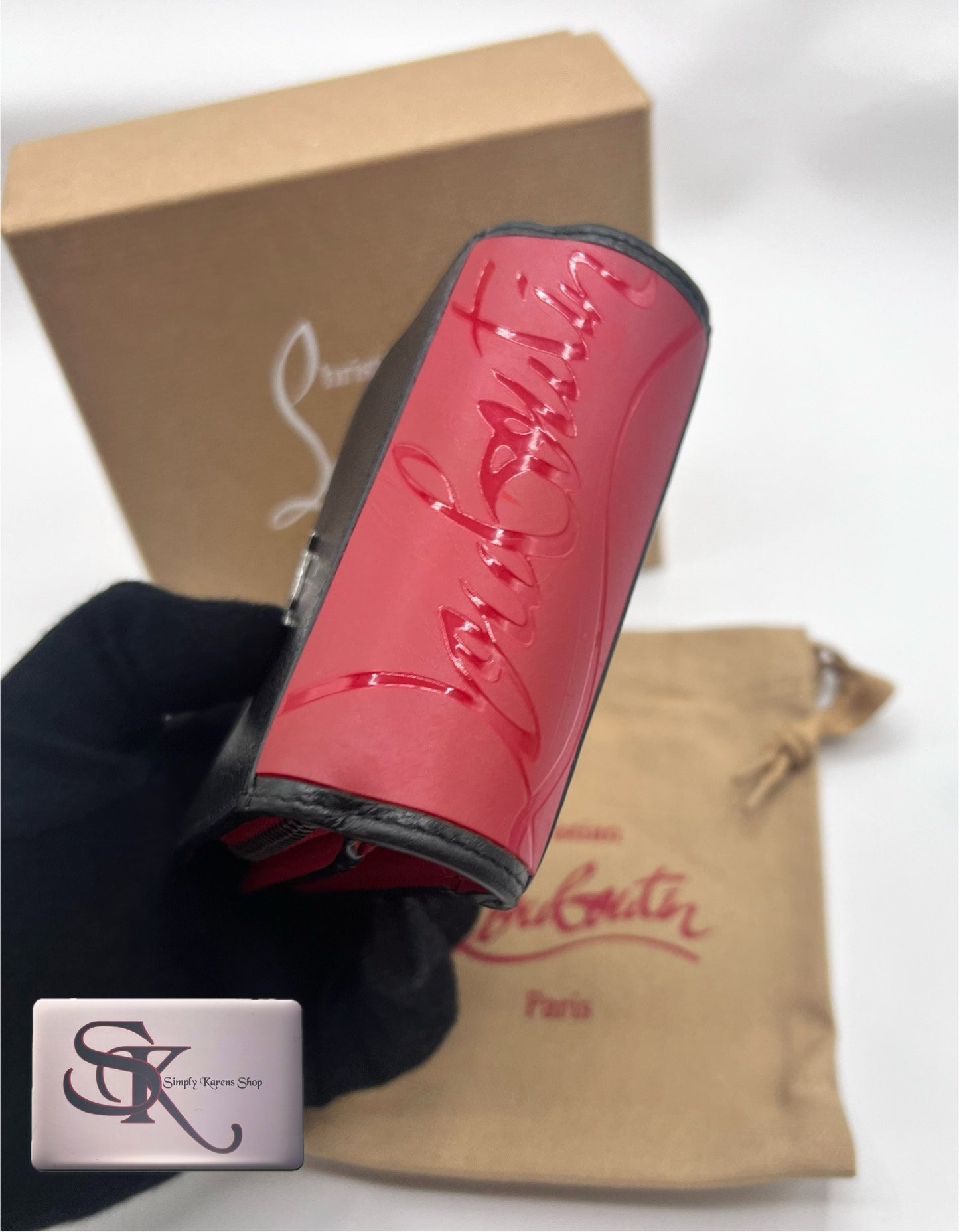 Christian Louboutin Paloma Compact Wallet π΅πP16,340π΅π