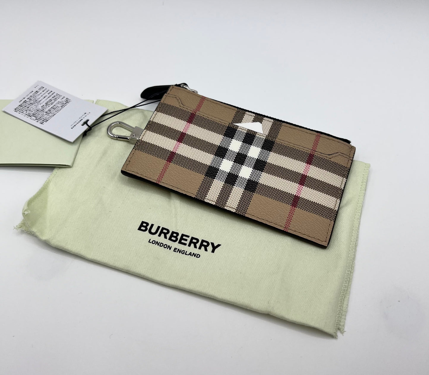 Burberry Card/ Coin Case (🇵🇭P11,180)