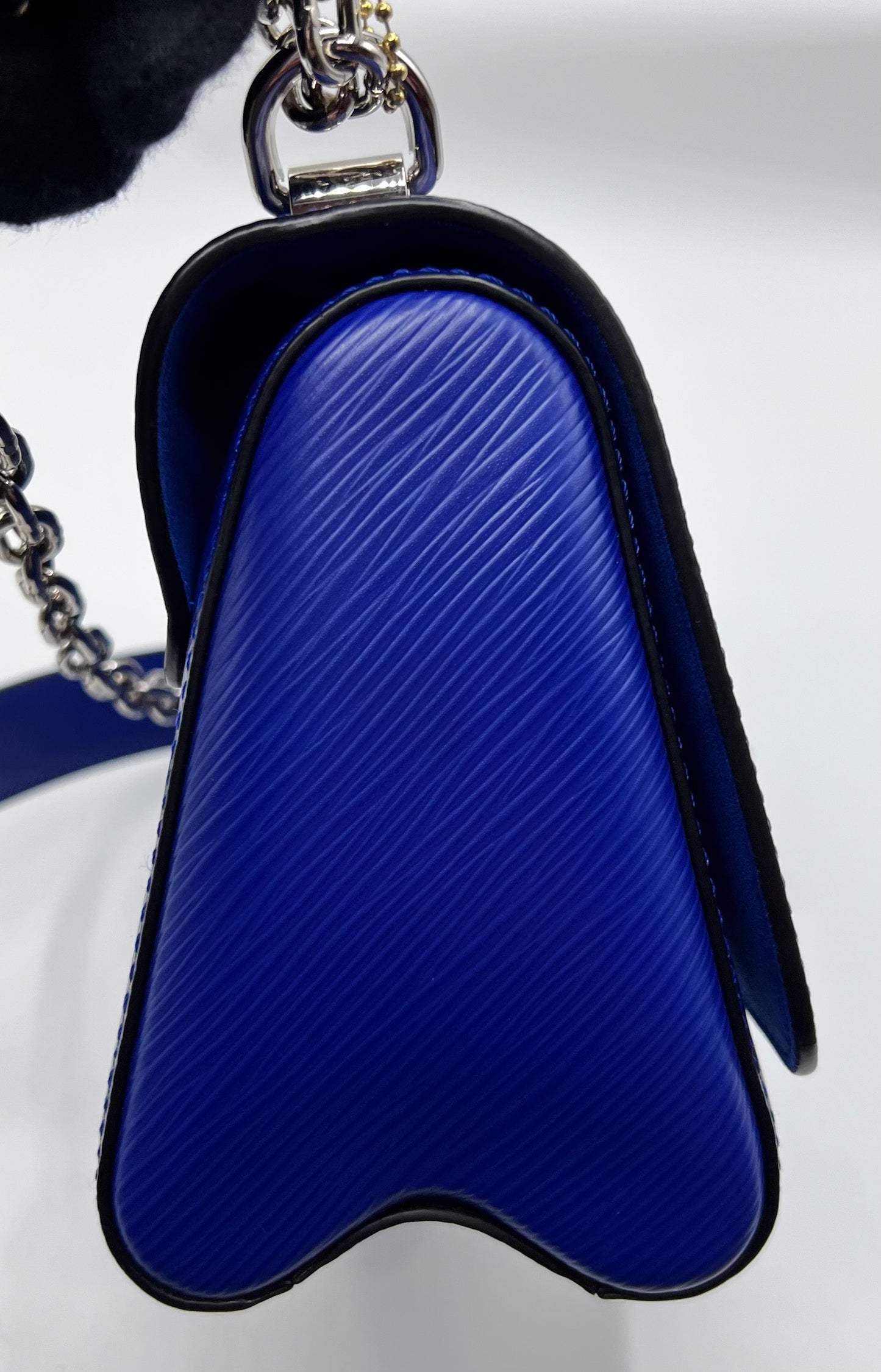 LV TWIST PM π΅πP152,000π΅π