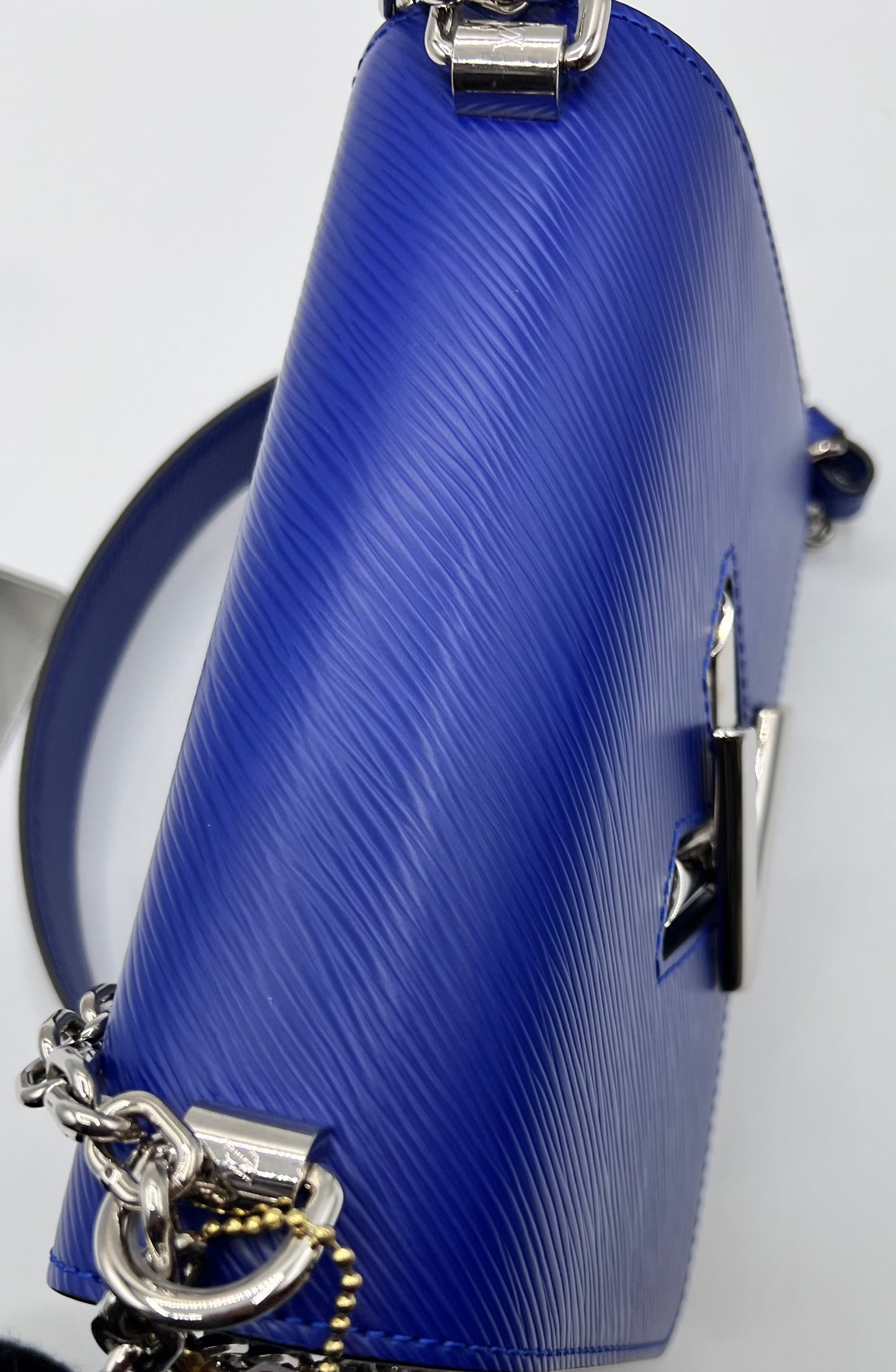 LV TWIST PM π΅πP152,000π΅π