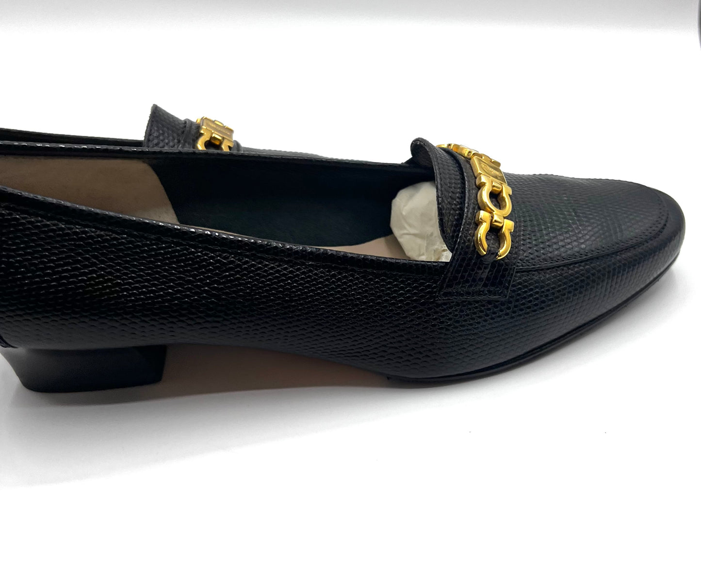 Salvatore Ferragamo Lizard Skin Black Pumps Size 36      (🇵🇭P10,320)