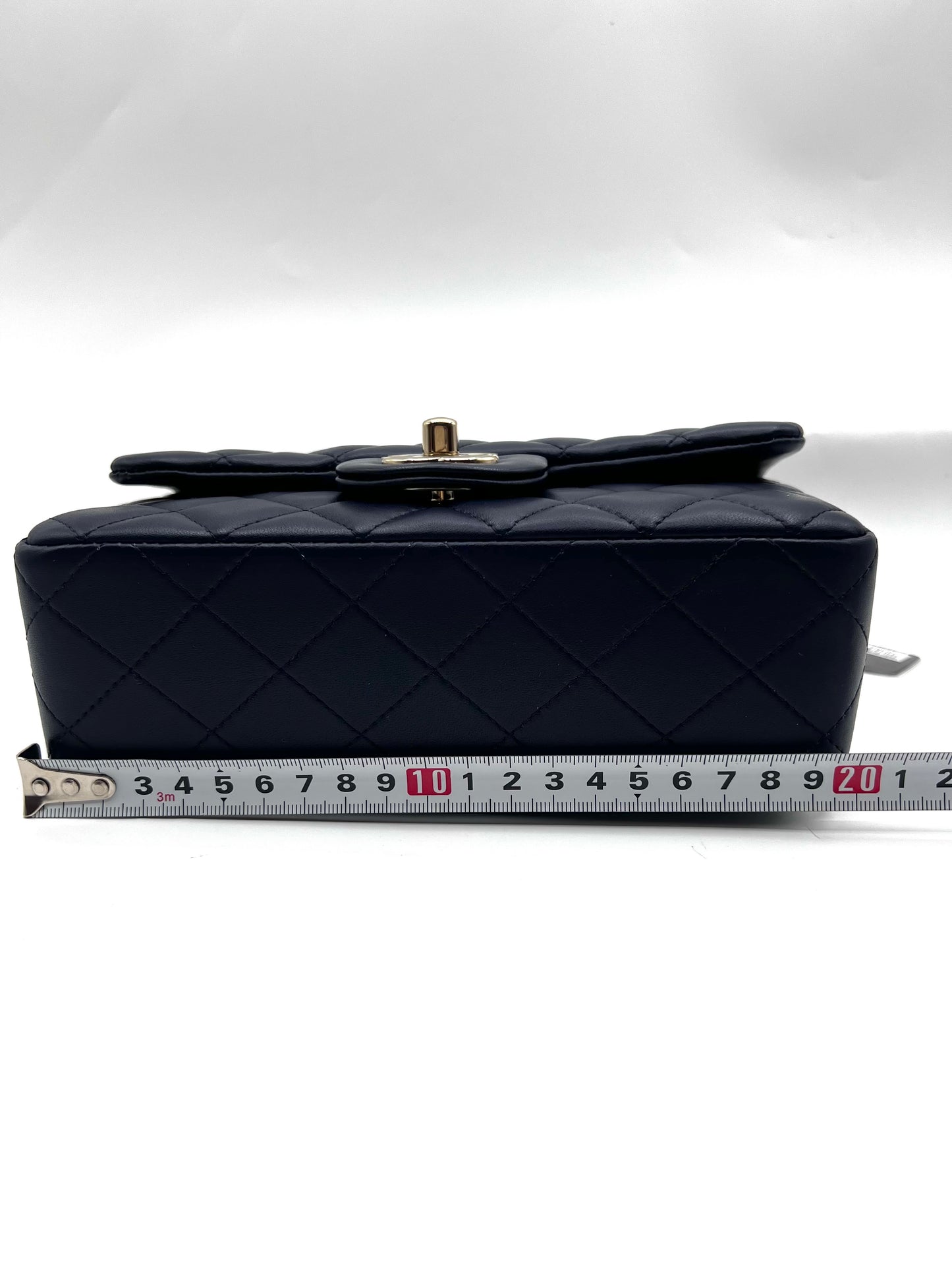 Chanel Classic Mini Flap Dark Blue Lambskin GHW 29Holo      (🇵🇭P257,140)