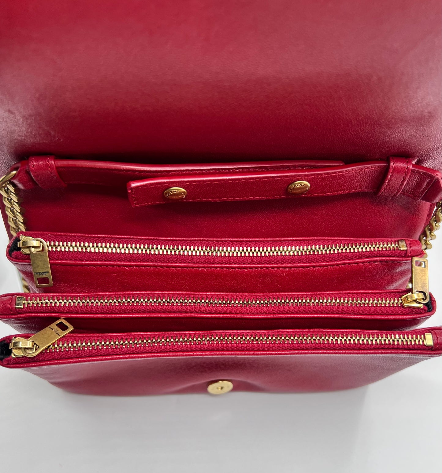 Yves saint Laurent Angie Wallet On Chain   (🇵🇭P80,840)