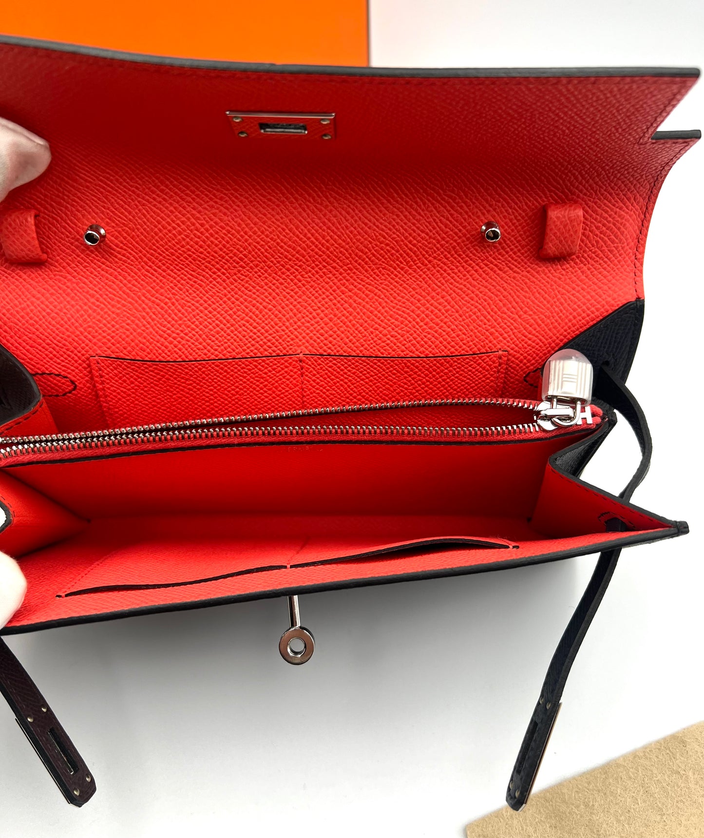 Hermes Kelly To Go Woc in Rouge Serie, Blue Indigo & Rose Texas Epson Leather Stamp B PHW                          (🇵🇭P425,700)