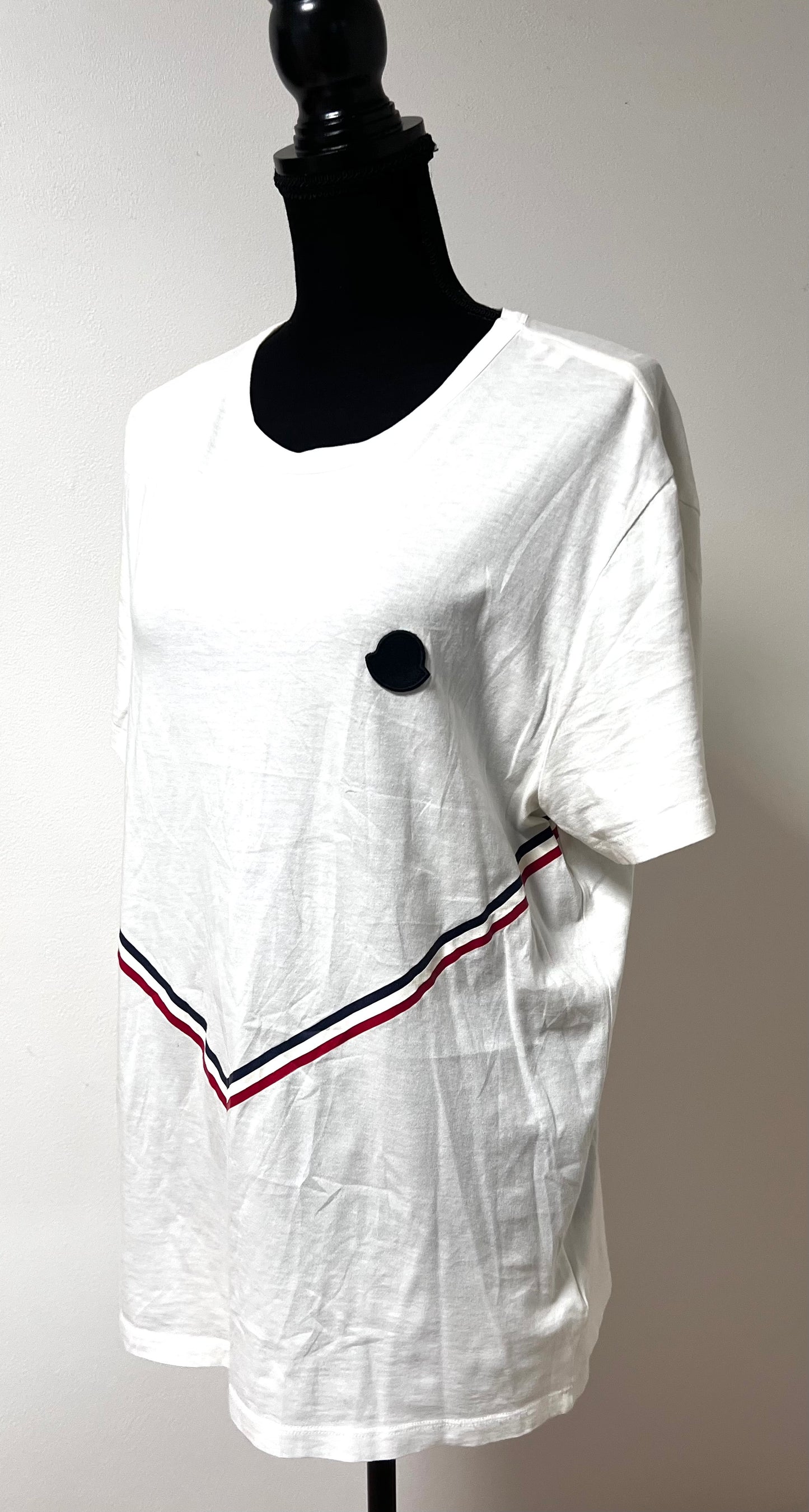 Moncler White Tshirt XL Ladies size (🇵🇭P6,880)