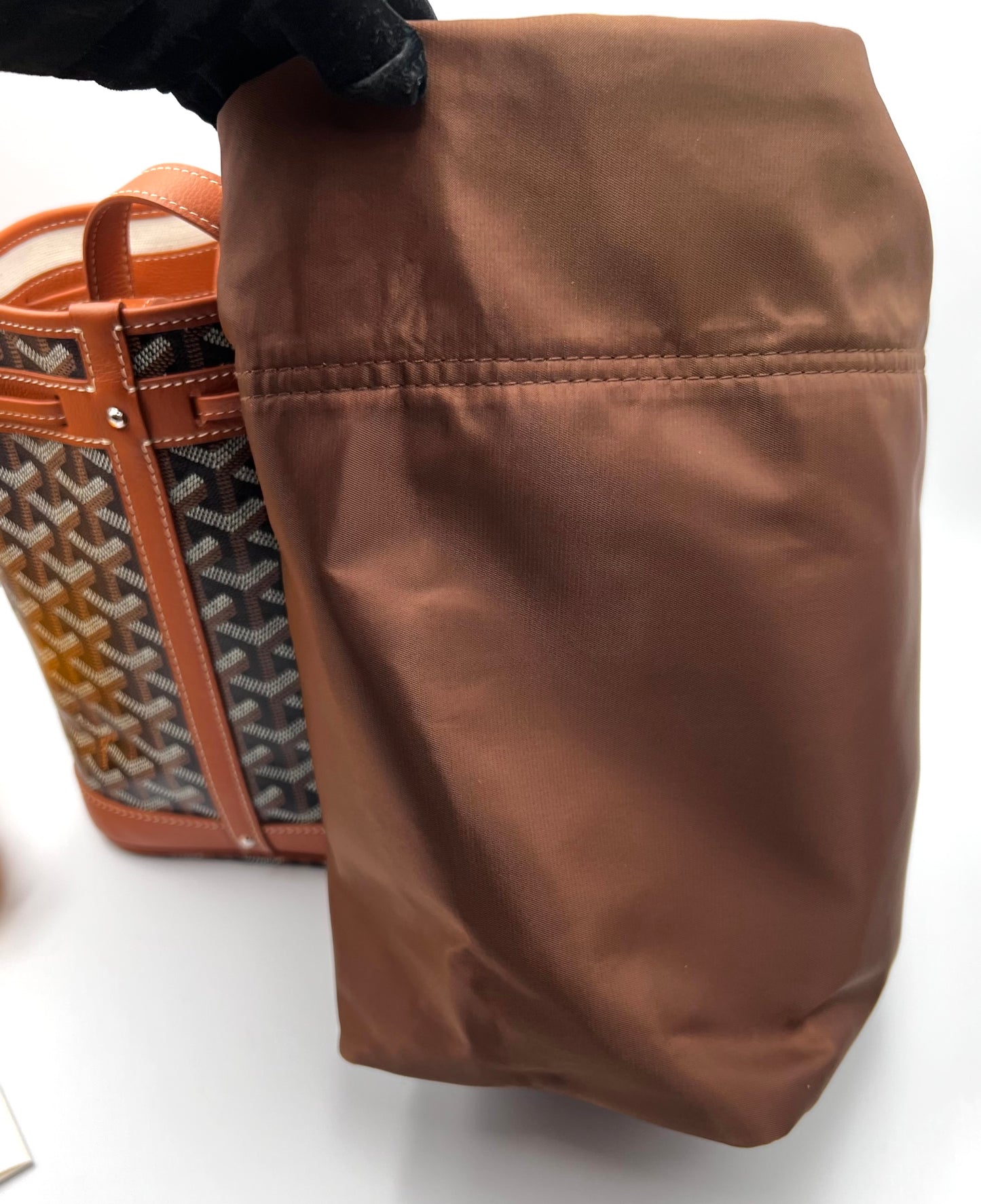 Goyard Tan Petit Flot Bucket 2024 (🇵🇭P150,000)
