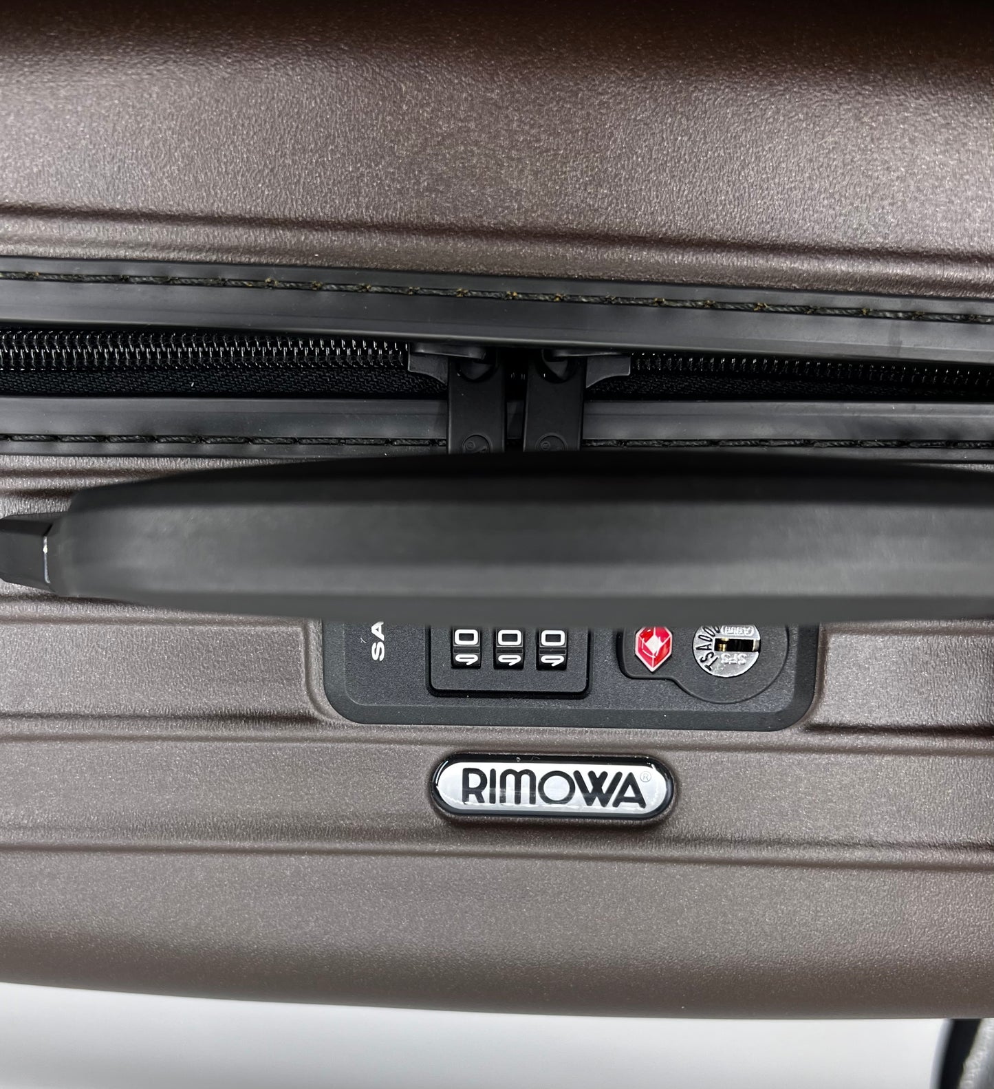 Rimowa Salsa Dark Brown Carry Suitcase 23L                  (🇵🇭P36,980)