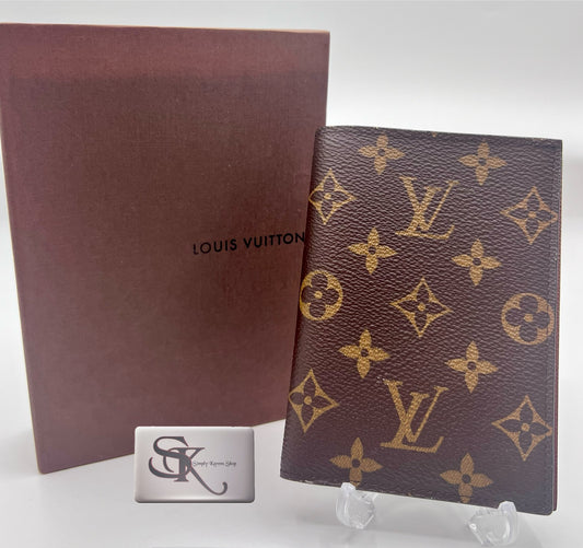 LV MONOGRAM PASSPORT HOLDER