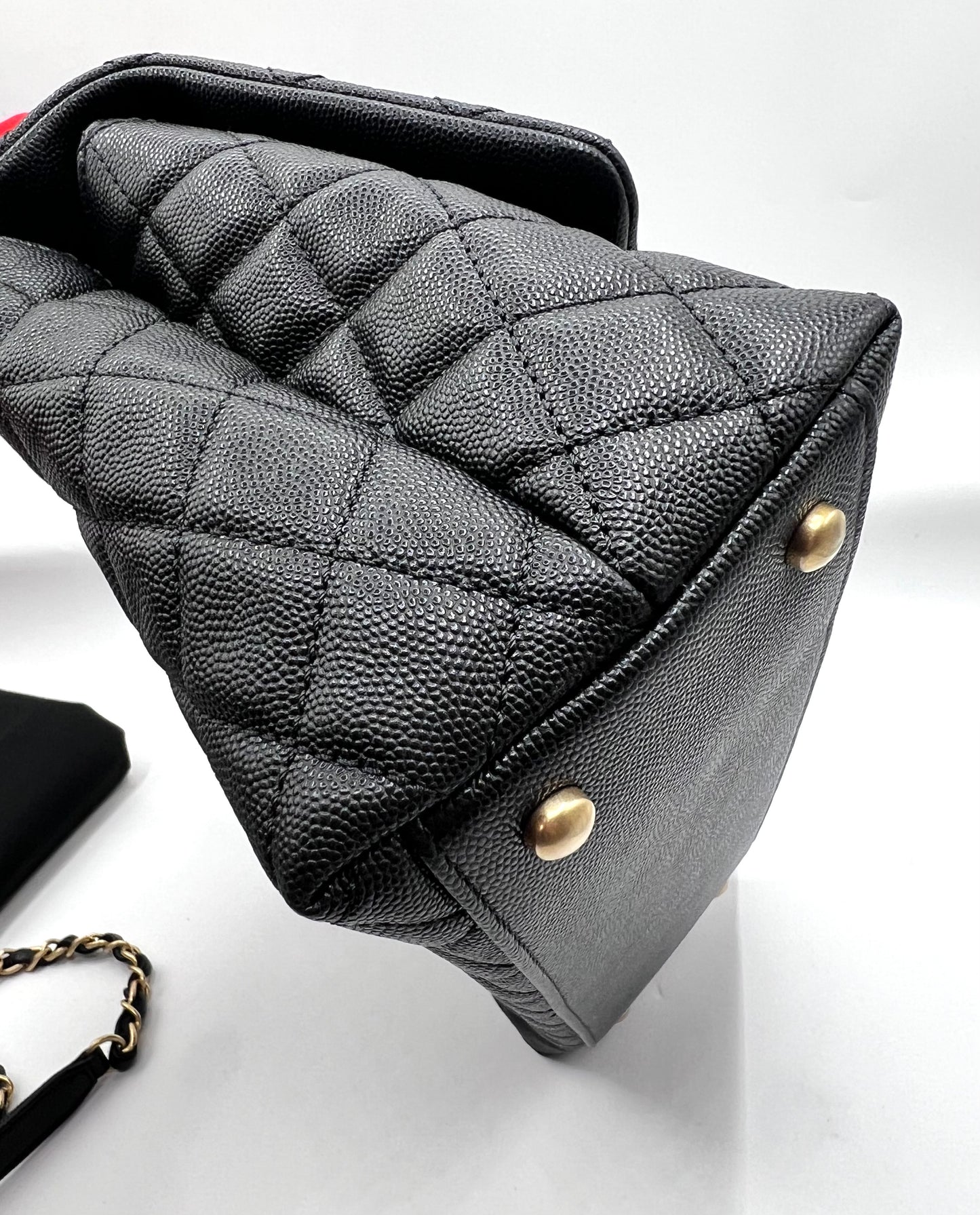 Chanel Top Handle Caviar MM size