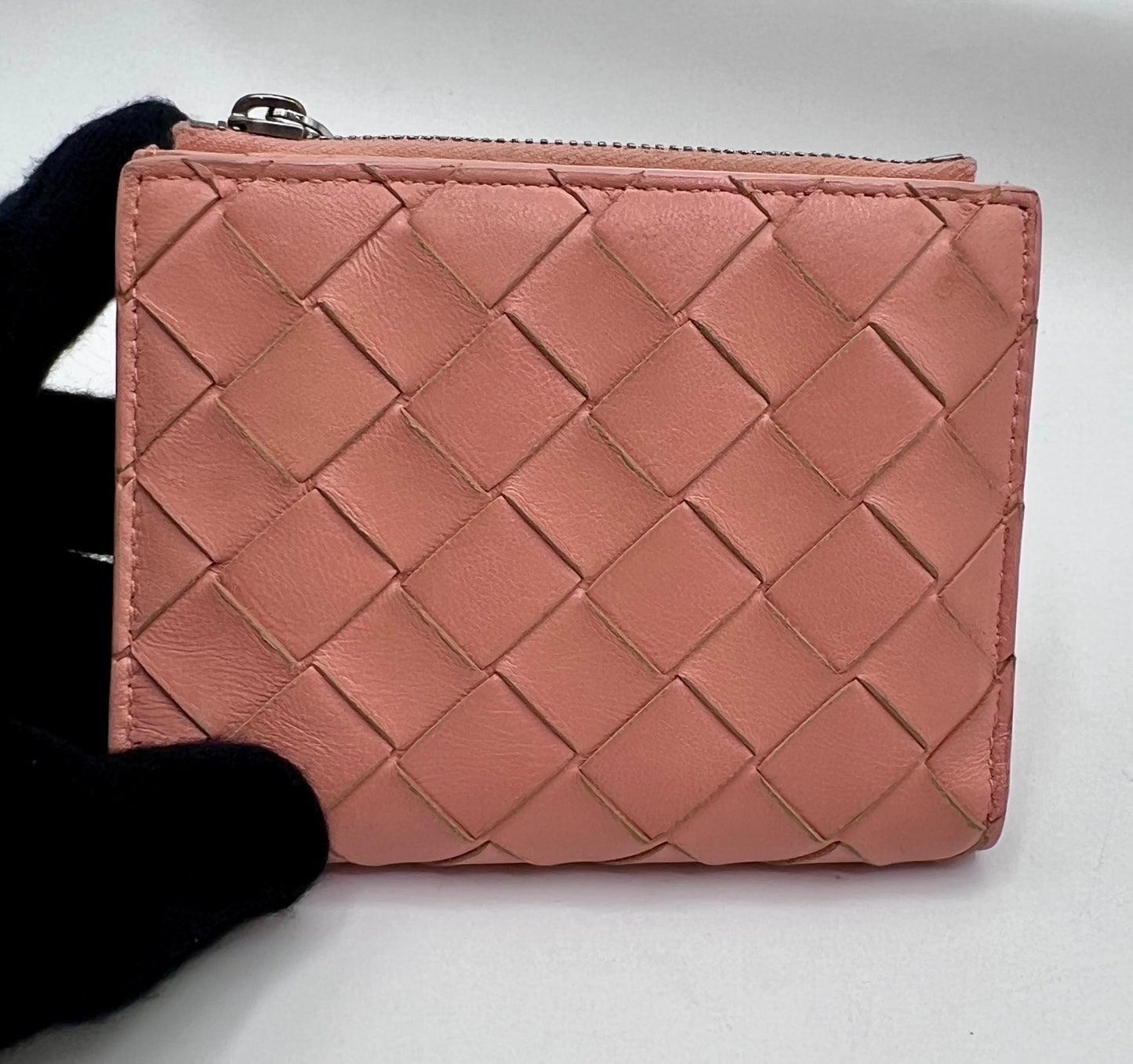 Bottega Venetta Compact Wallet (🇵🇭P8,699)