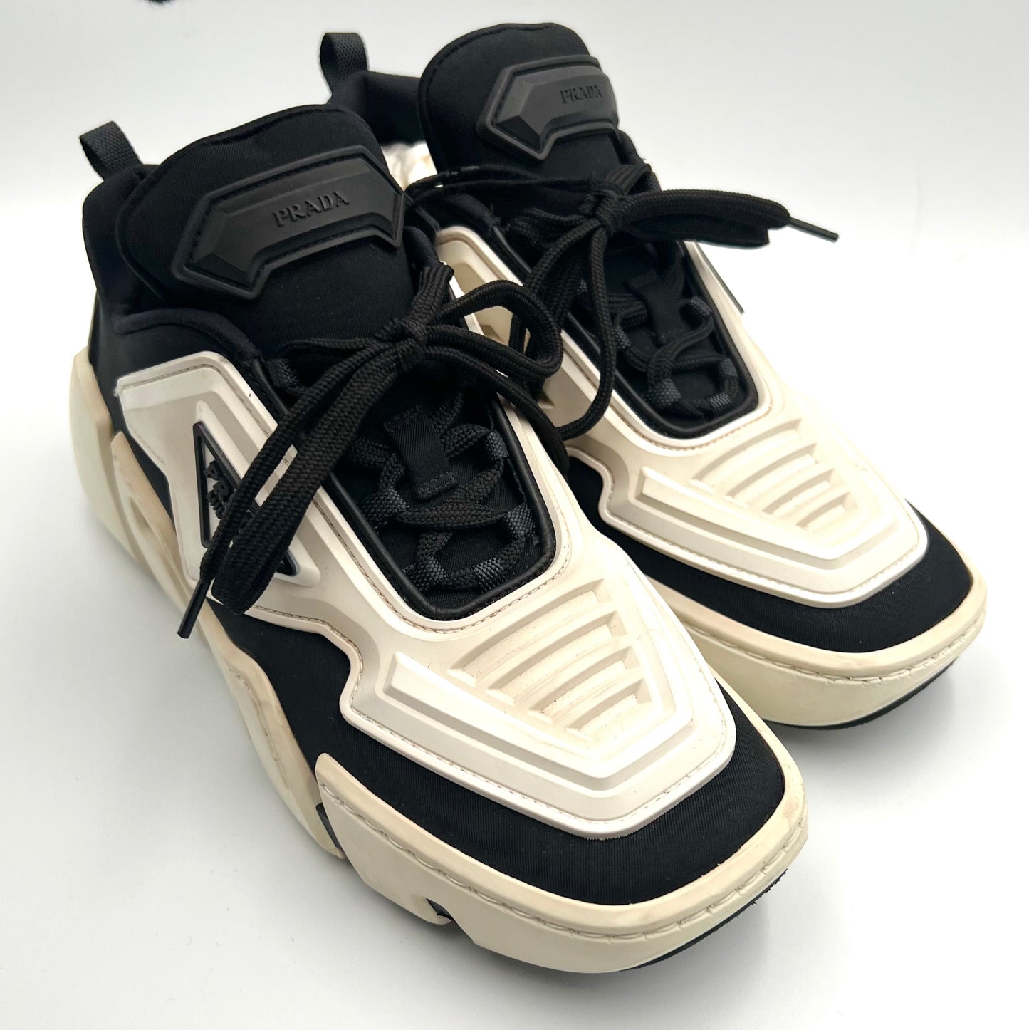 Prada Techno Stretch Sneakers Size 36 (🇵🇭P20,640)