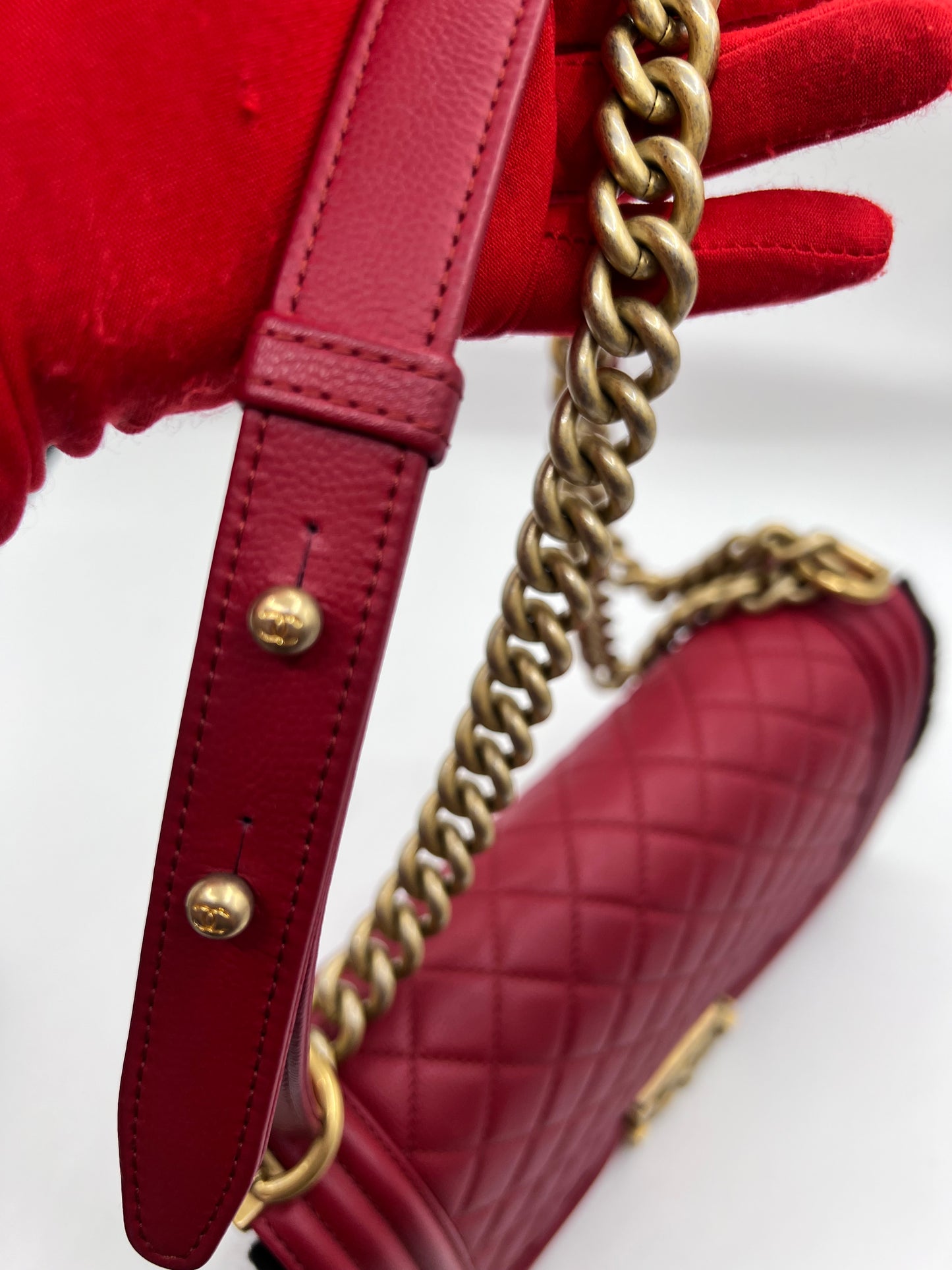 Chanel Caviar red Leboy Old Medium GHW