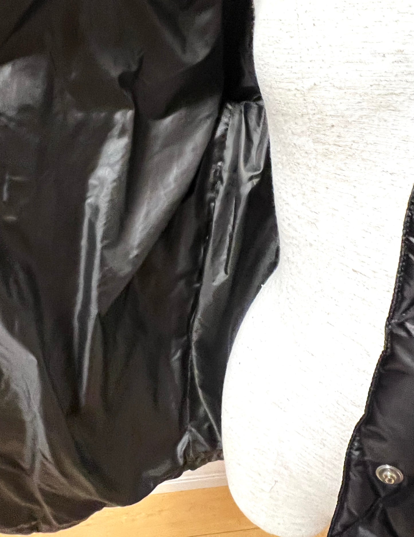 Moncler Tany Down Quilted Jacket Size 2 (🇵🇭P15,050)