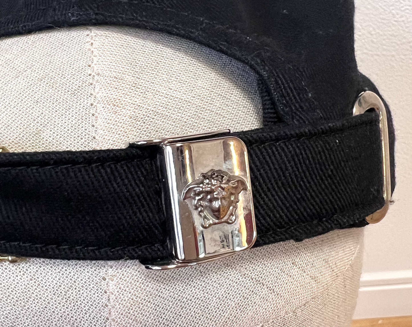 Versace Logo Black Baseball Cap Size 59  (🇵🇭P14,620)