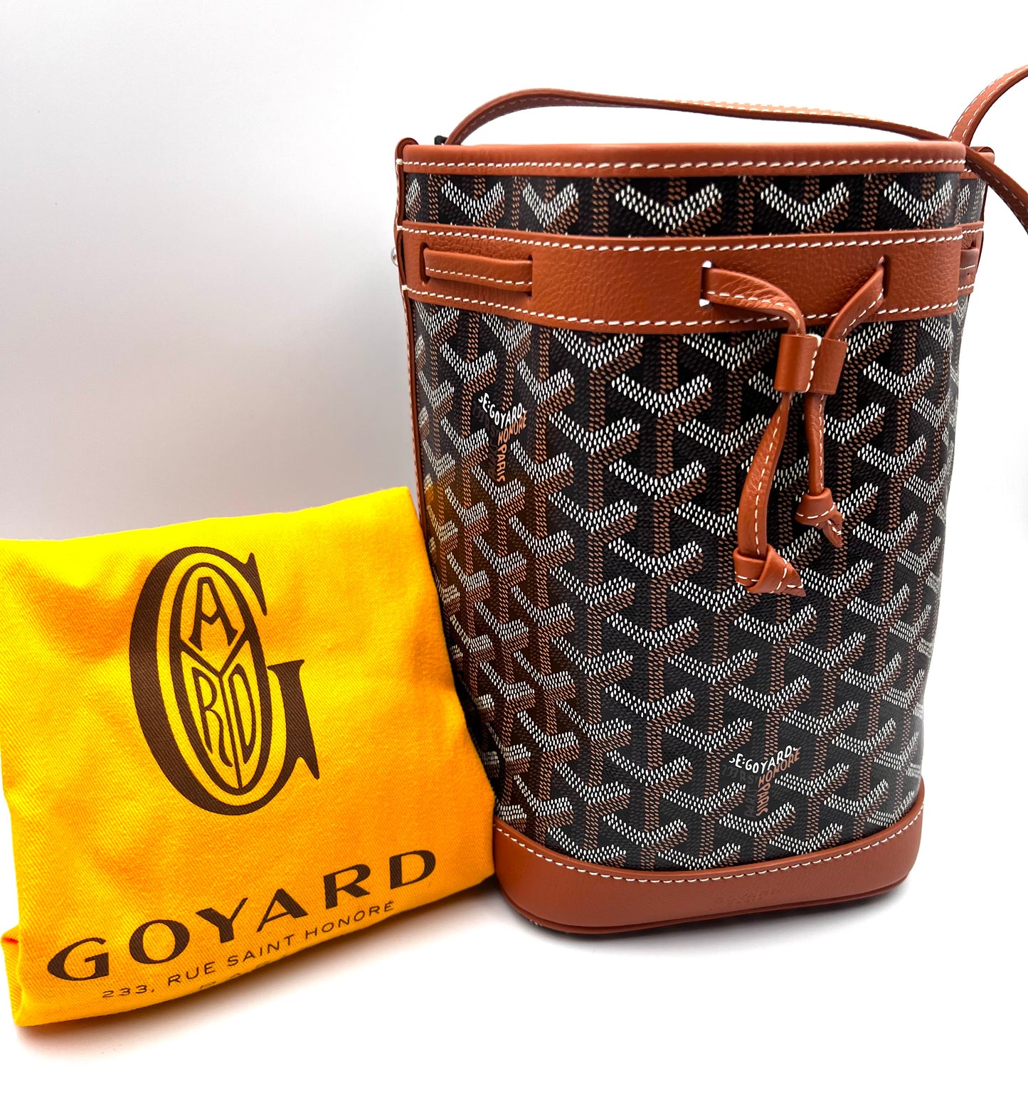 Goyard Tan Petit Flot Bucket 2024 (🇵🇭P150,000)