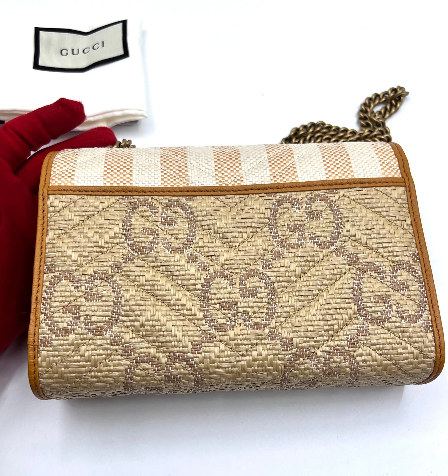 Gucci GG Marmont Raffia Flap wallet on chain    (🇵🇭P59,340)